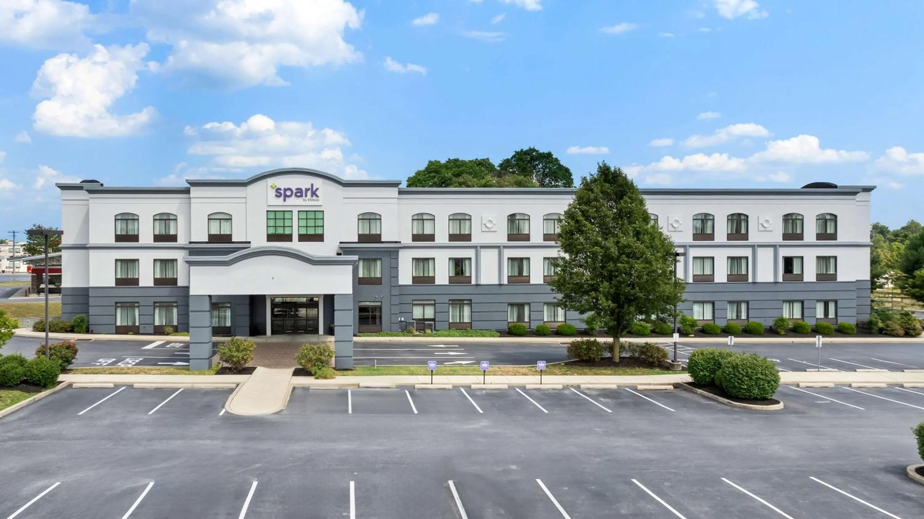 Property building in Spark by Hilton Lancaster Dutch Country