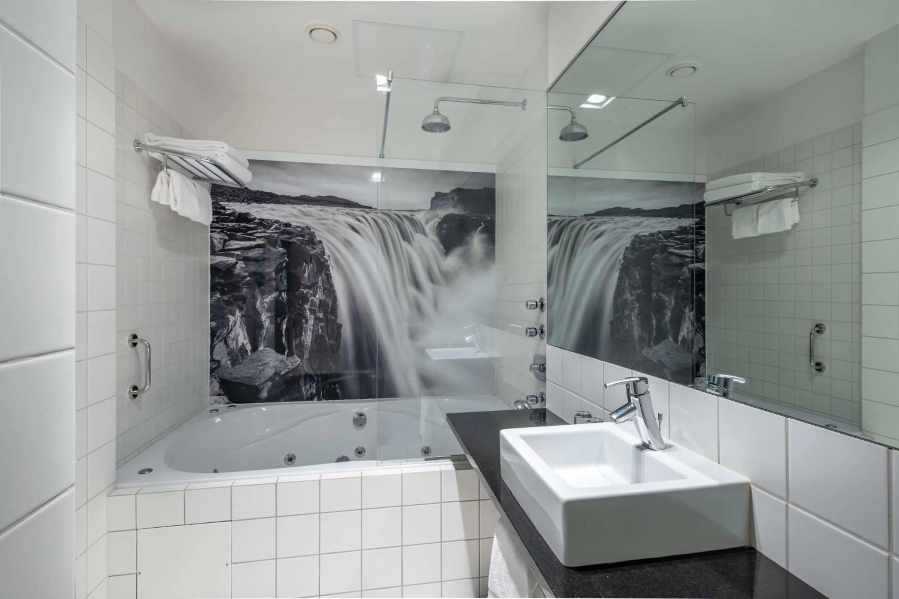 Bathroom in Radisson Blu 1919 Hotel, Reykjavík