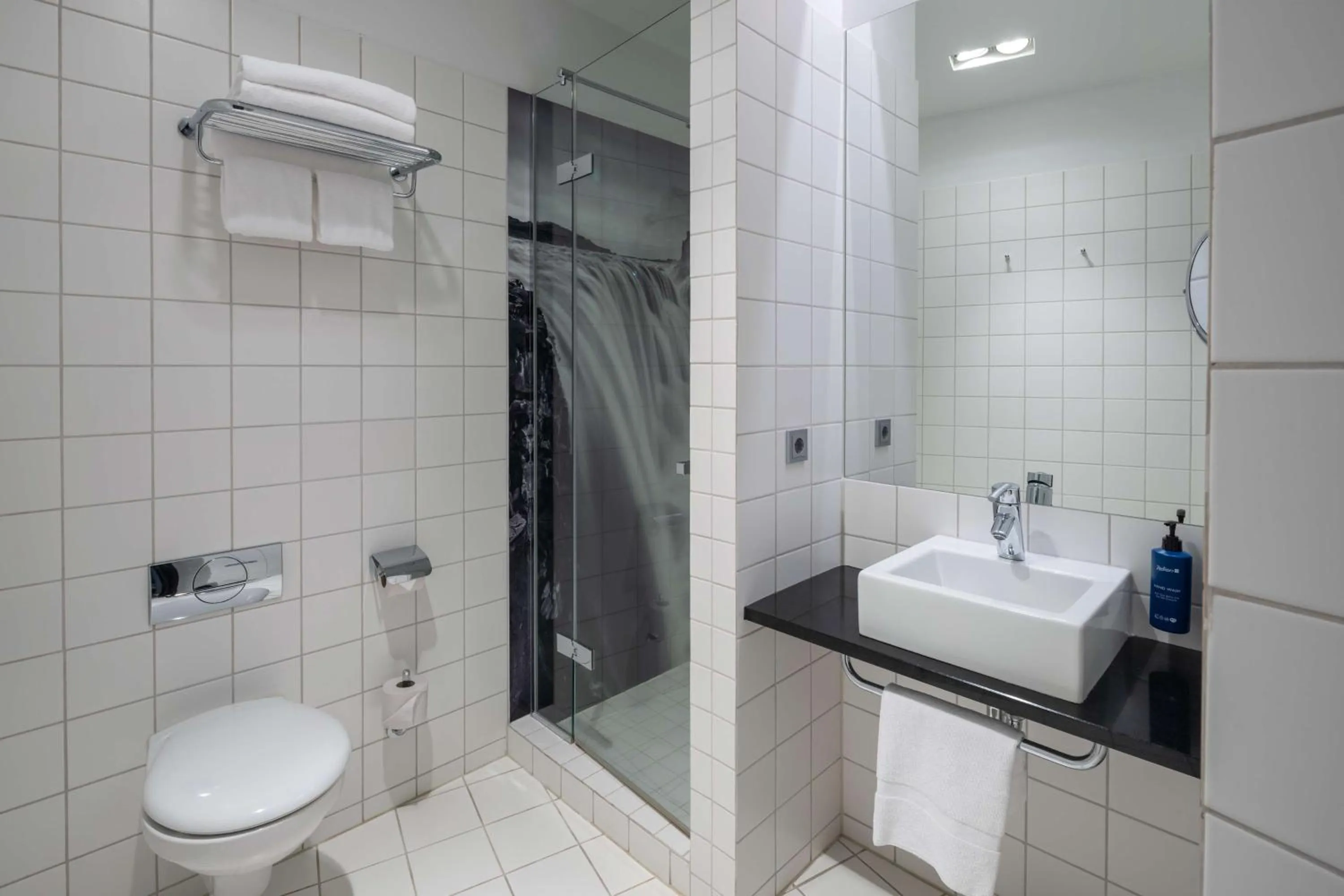 Bathroom in Radisson Blu 1919 Hotel, Reykjavík