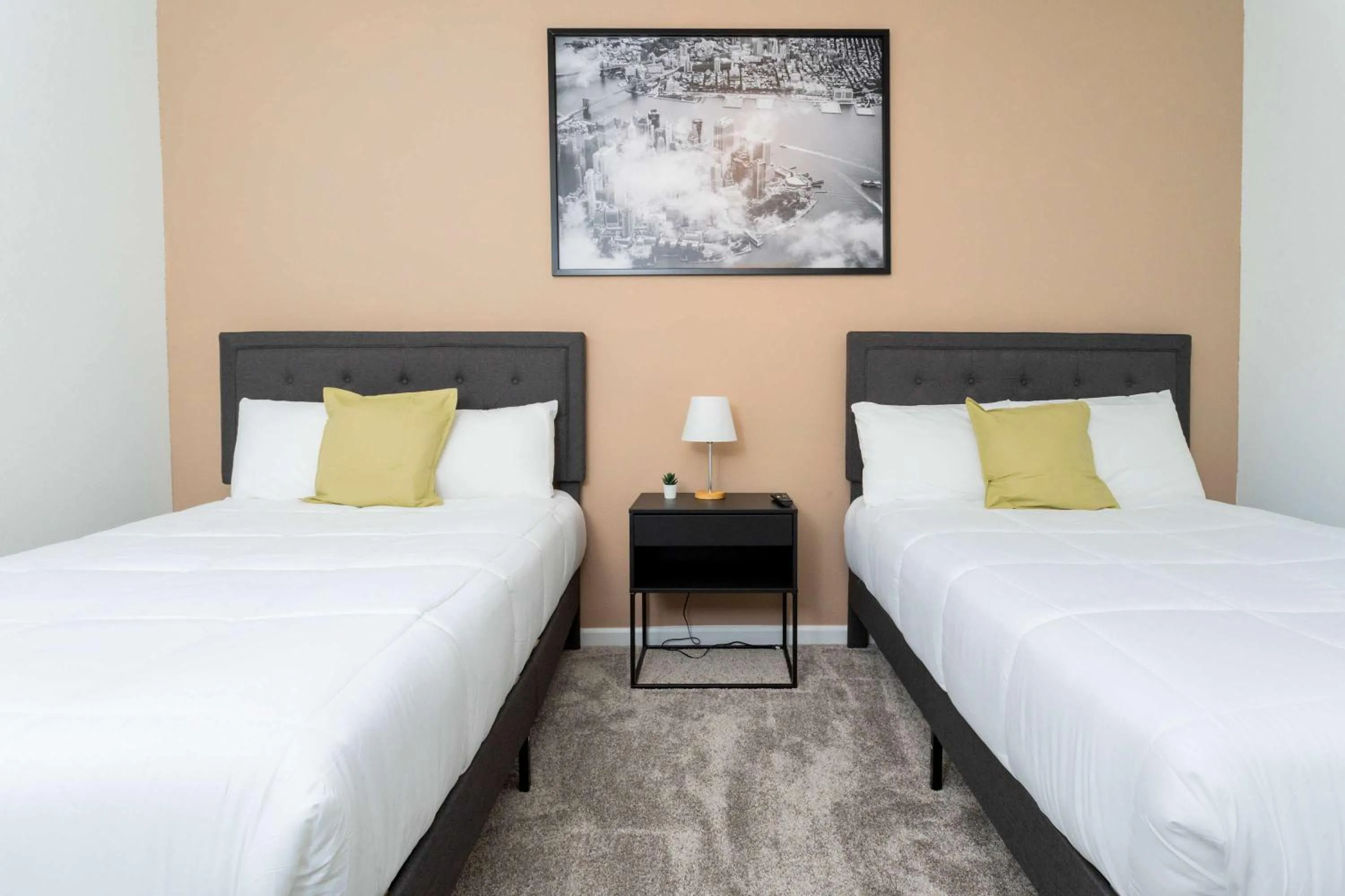 Bed in Gorgeous 3Bd Close to Disney @Champions Gate 993