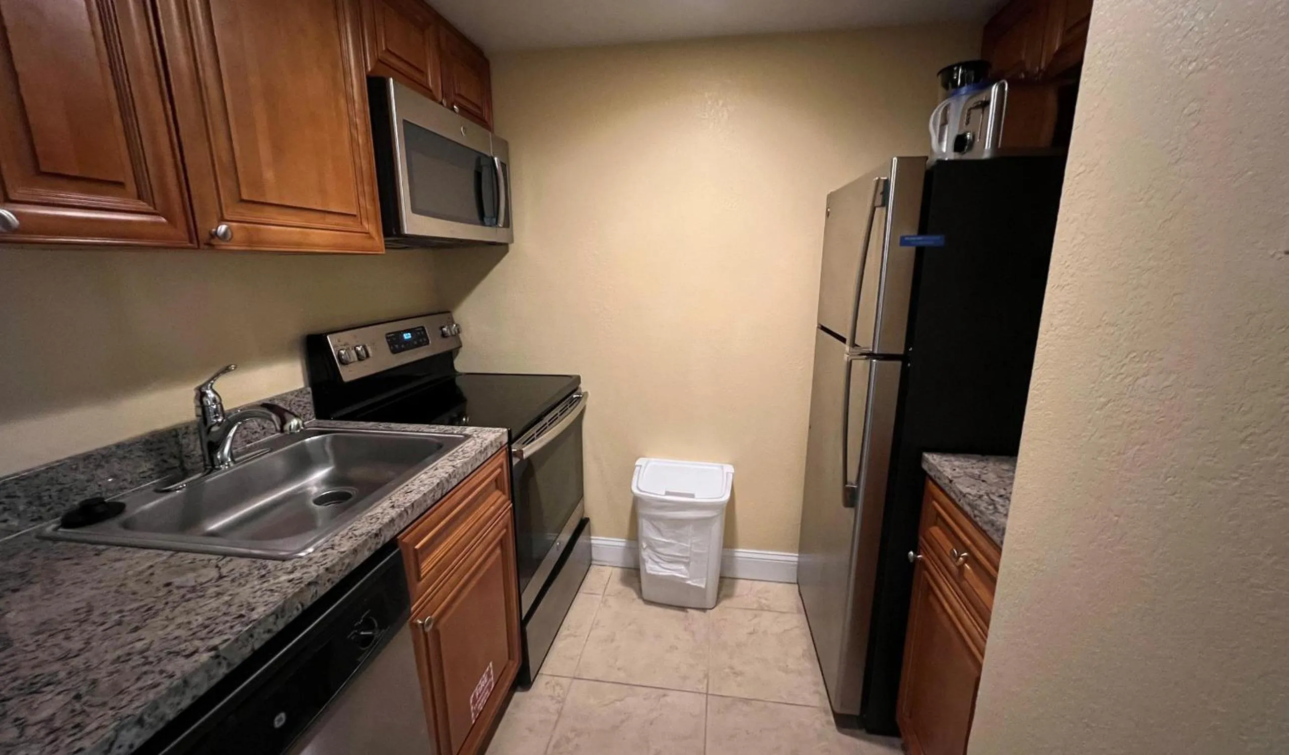 kitchen in Gulfstream Manor