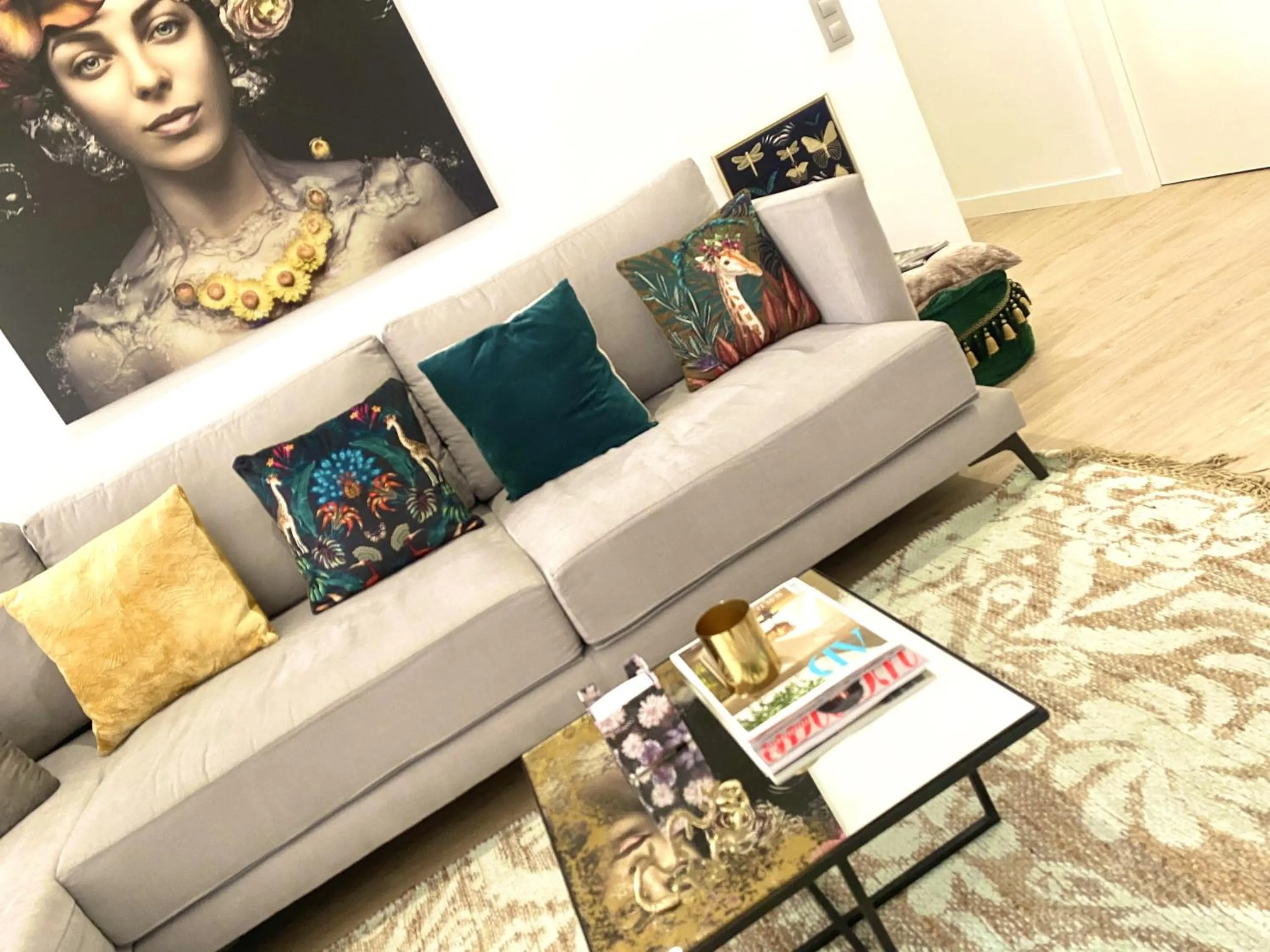 Living room in Barcelona Chic Apartments- Free Parking - 10 min BCN center by metro
