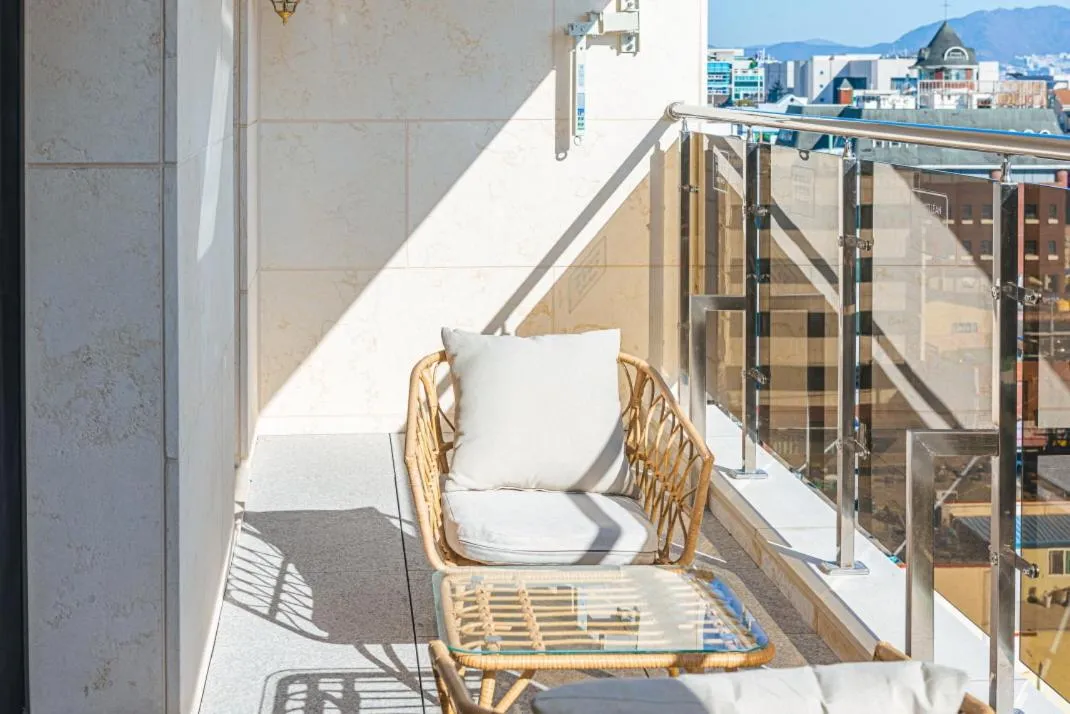 Asherah Villa d' aqua Hotel