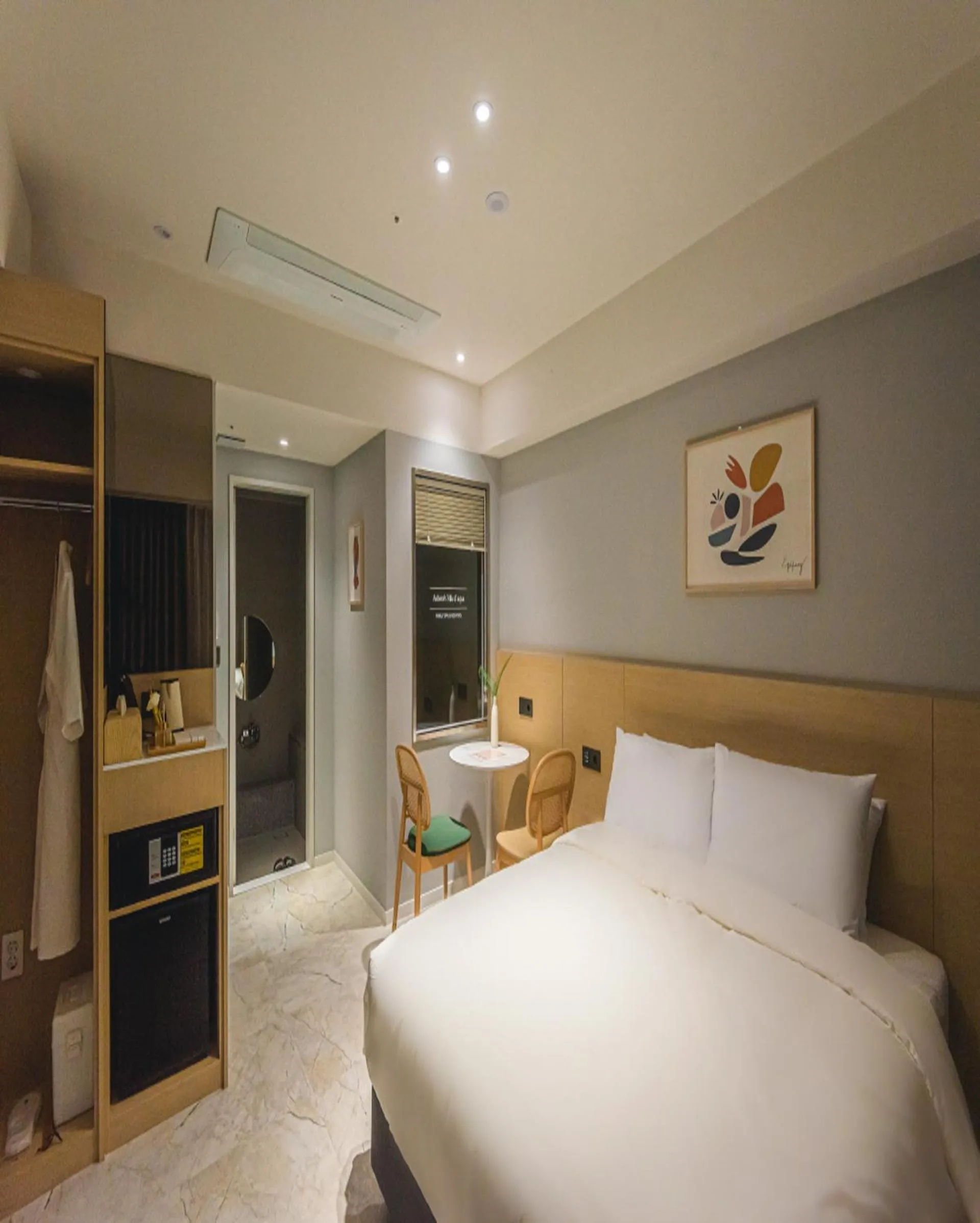 Bed in Asherah Villa d' aqua Hotel