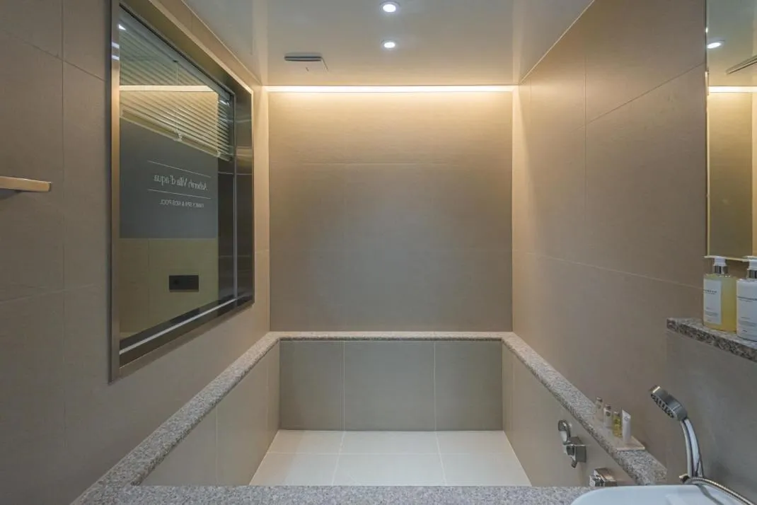 Asherah Villa d' aqua Hotel