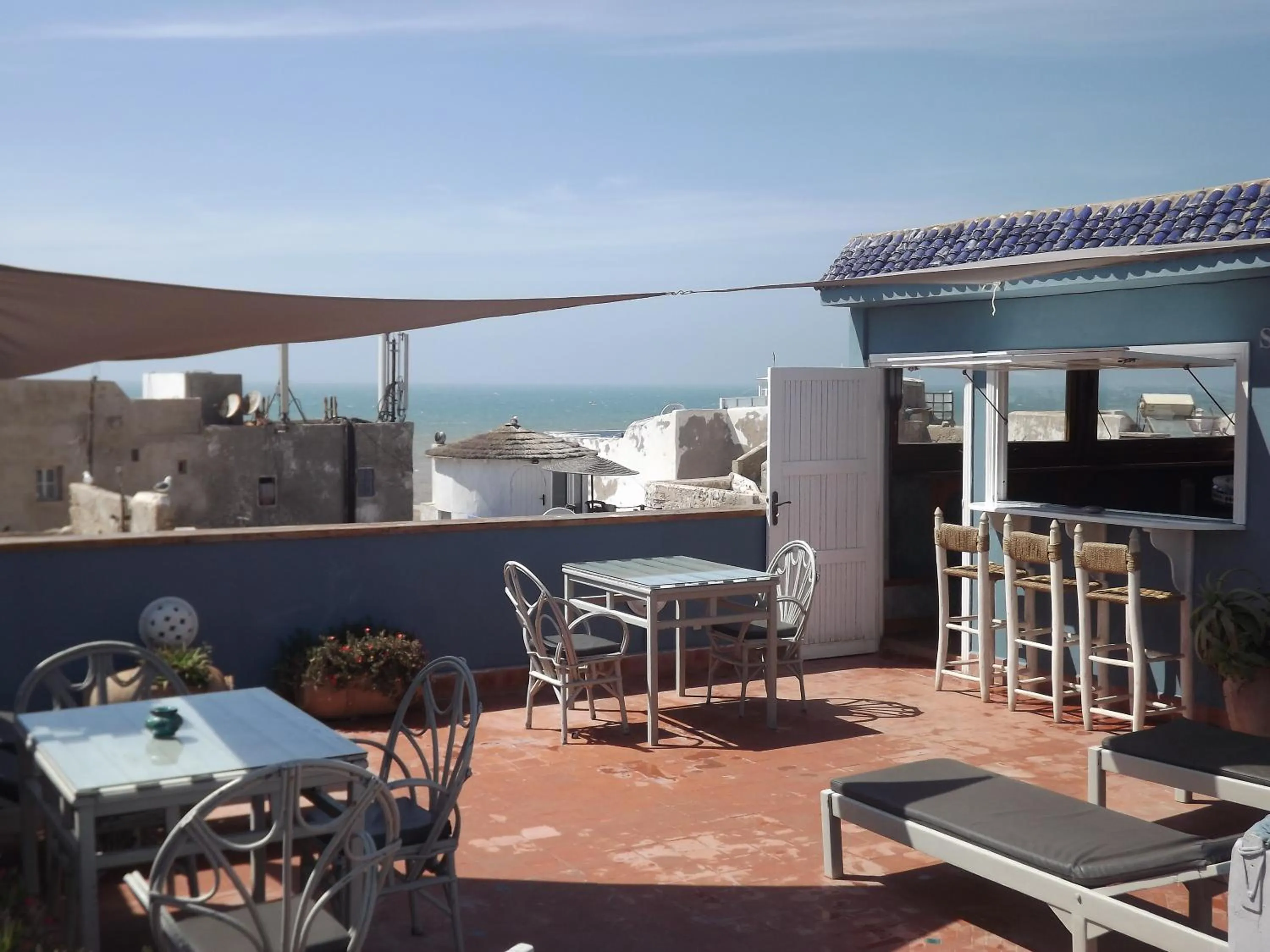 Restaurant/places to eat in Riad Al Zahia