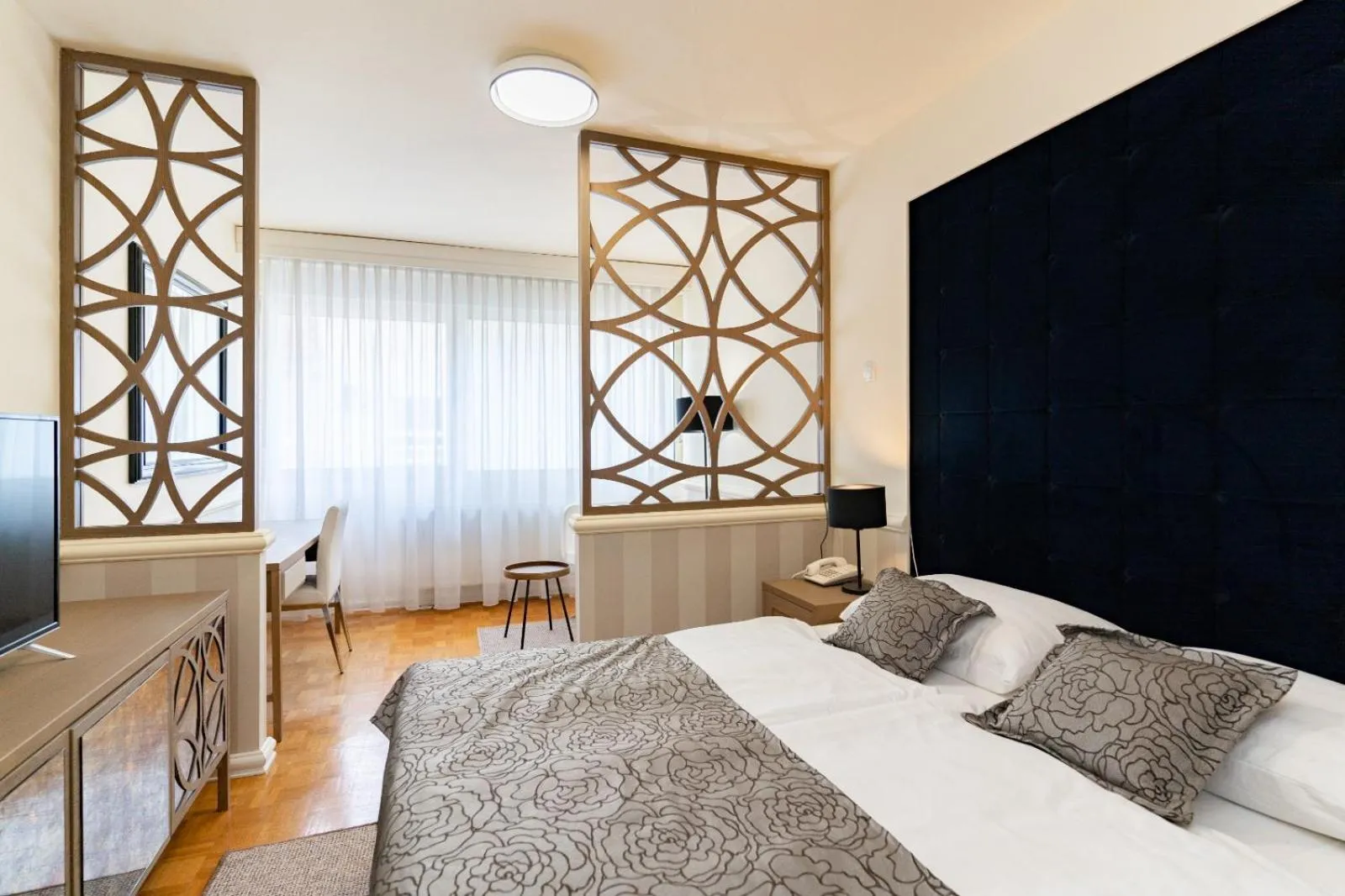 Bed in Artearia Hotel