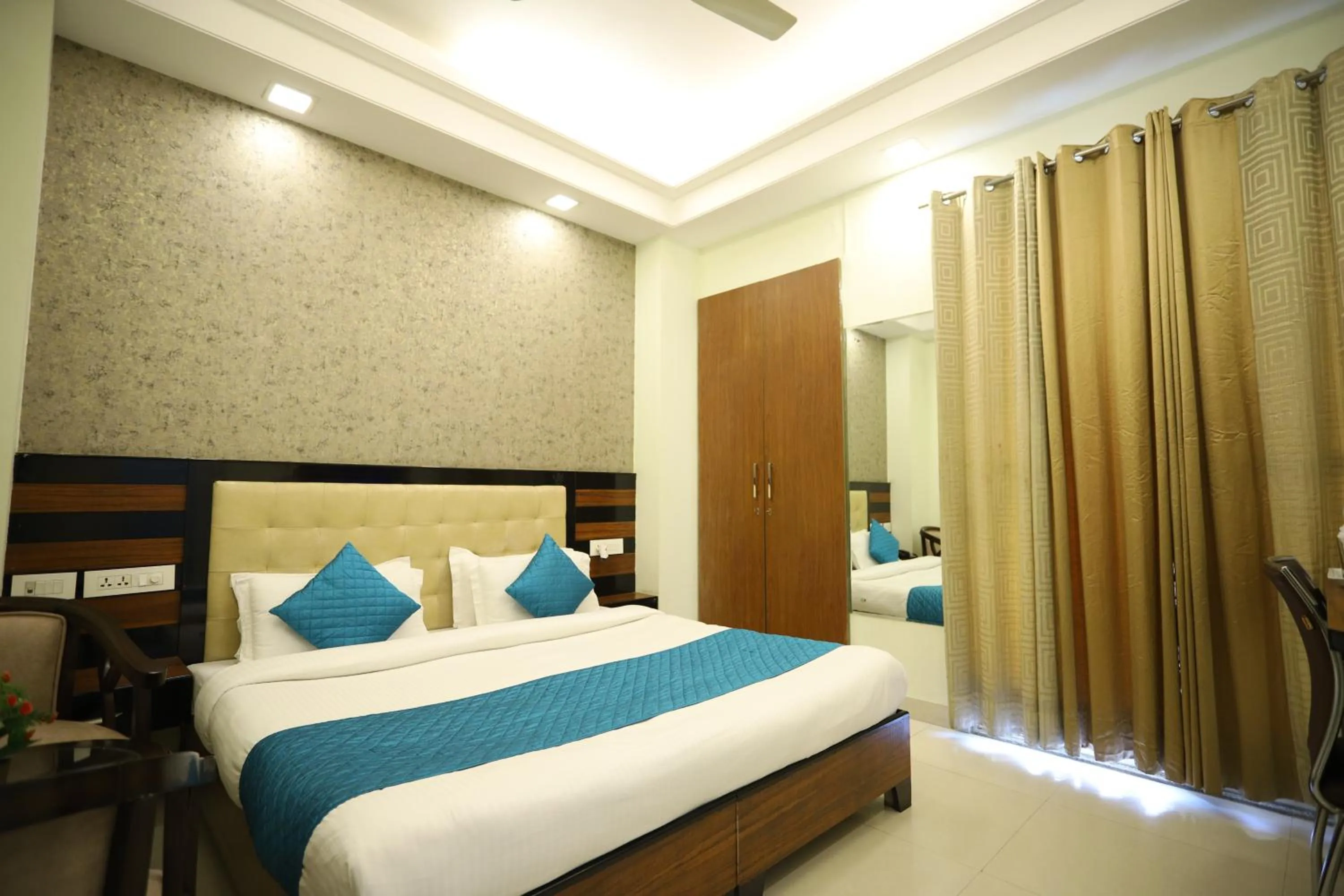 Bedroom, Bed in Asian Suites Cyber Park Gurgaon