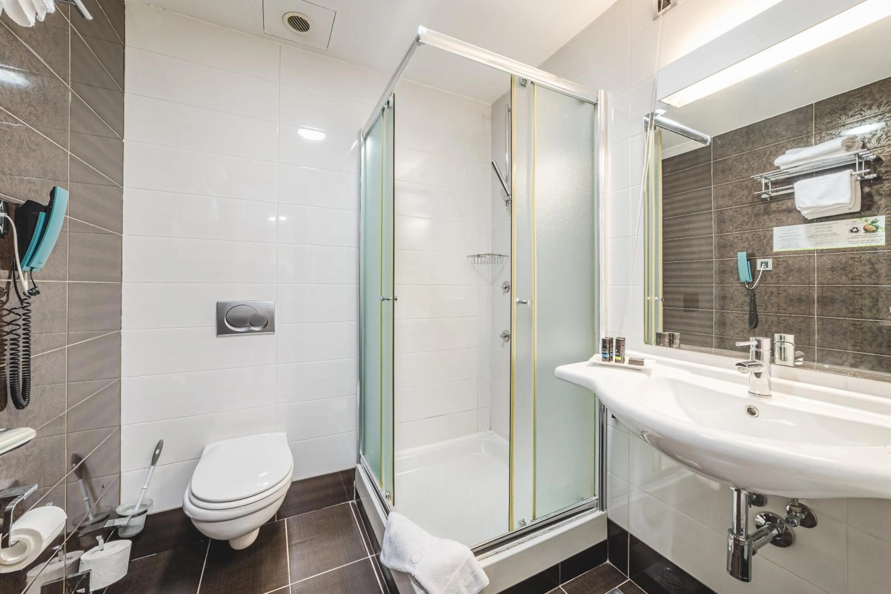 Bathroom in Hotel & Apartments HEC Residence