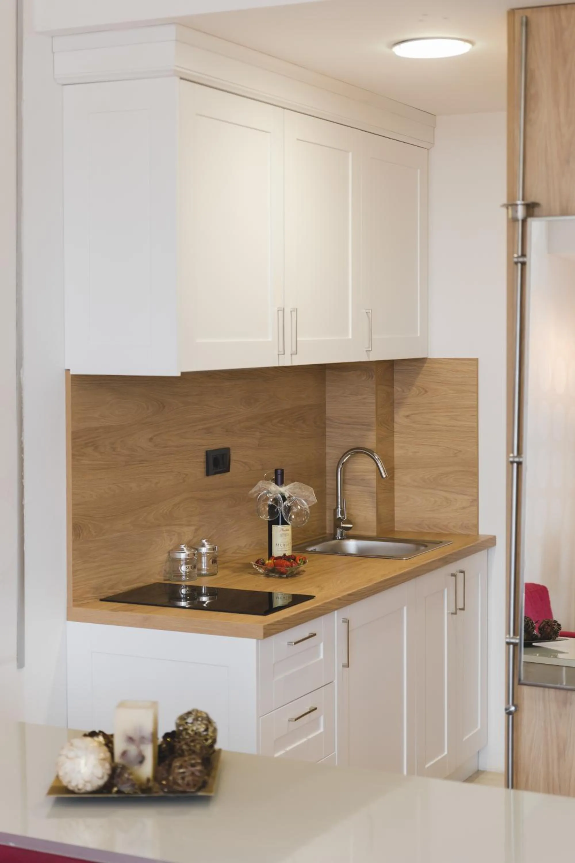 Kitchen or kitchenette in Hotel & Apartments HEC Residence