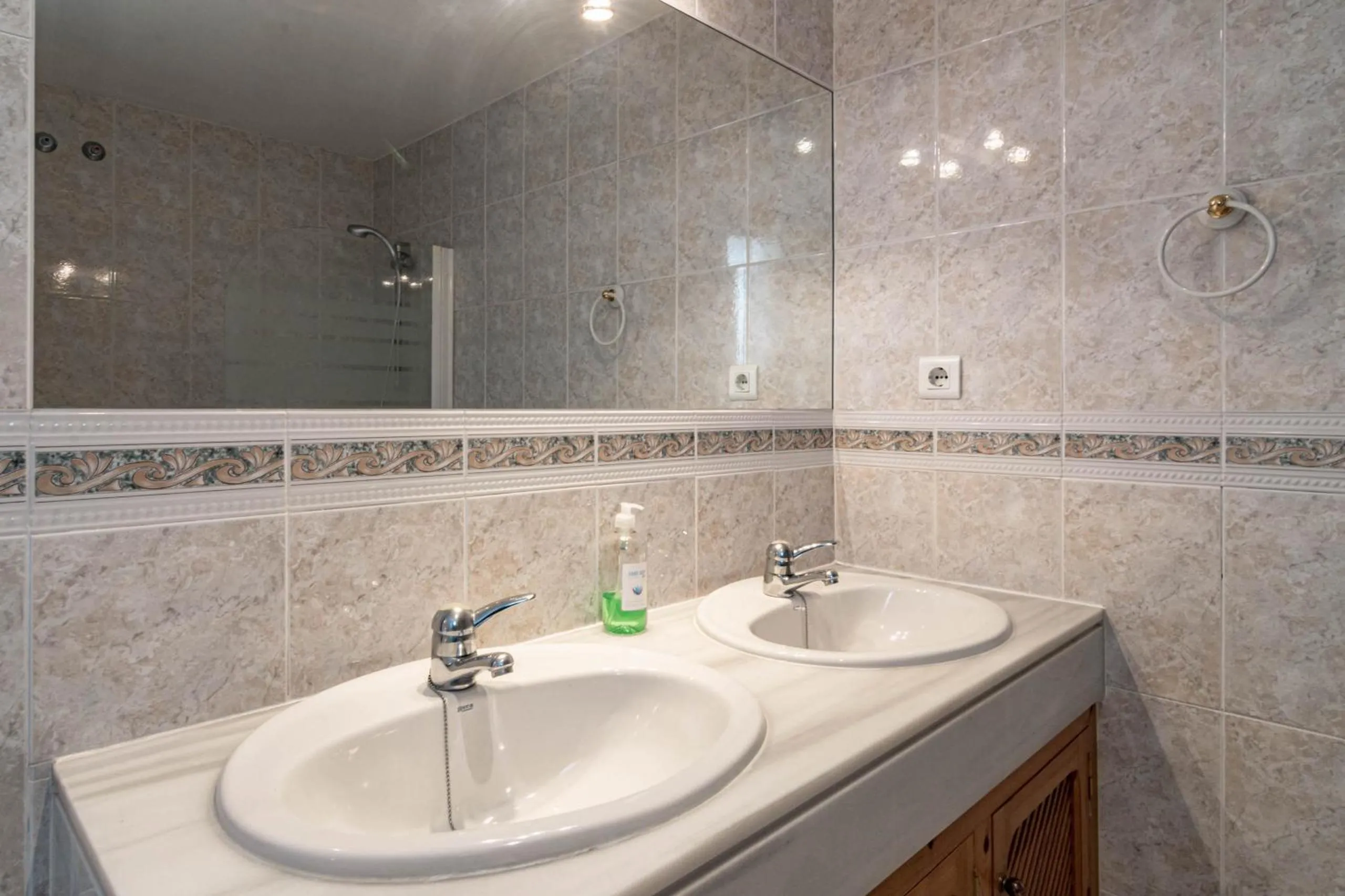 Bathroom in Andalusian Elegance apartment in El Paraiso with 360 views over Sea and Mountains
