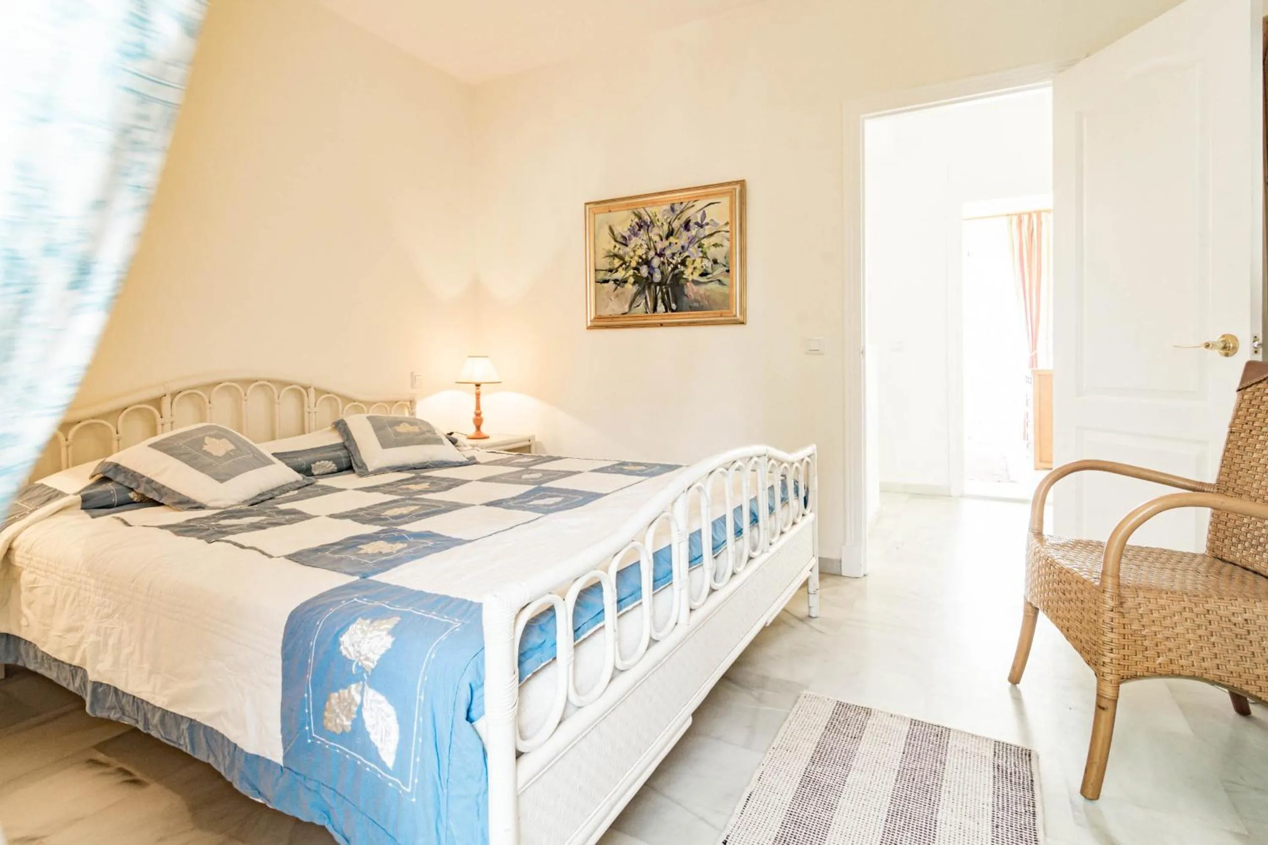Bed in Andalusian Elegance apartment in El Paraiso with 360 views over Sea and Mountains