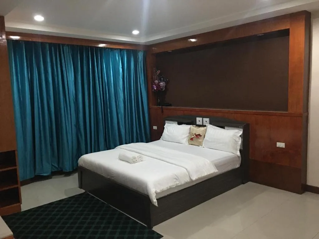 Bed in new pind balluchi inn