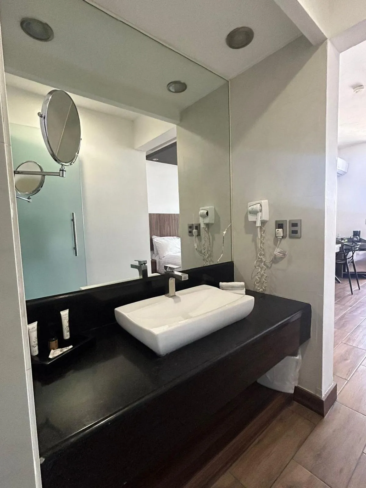 Zújmú Business Boutique Hotel