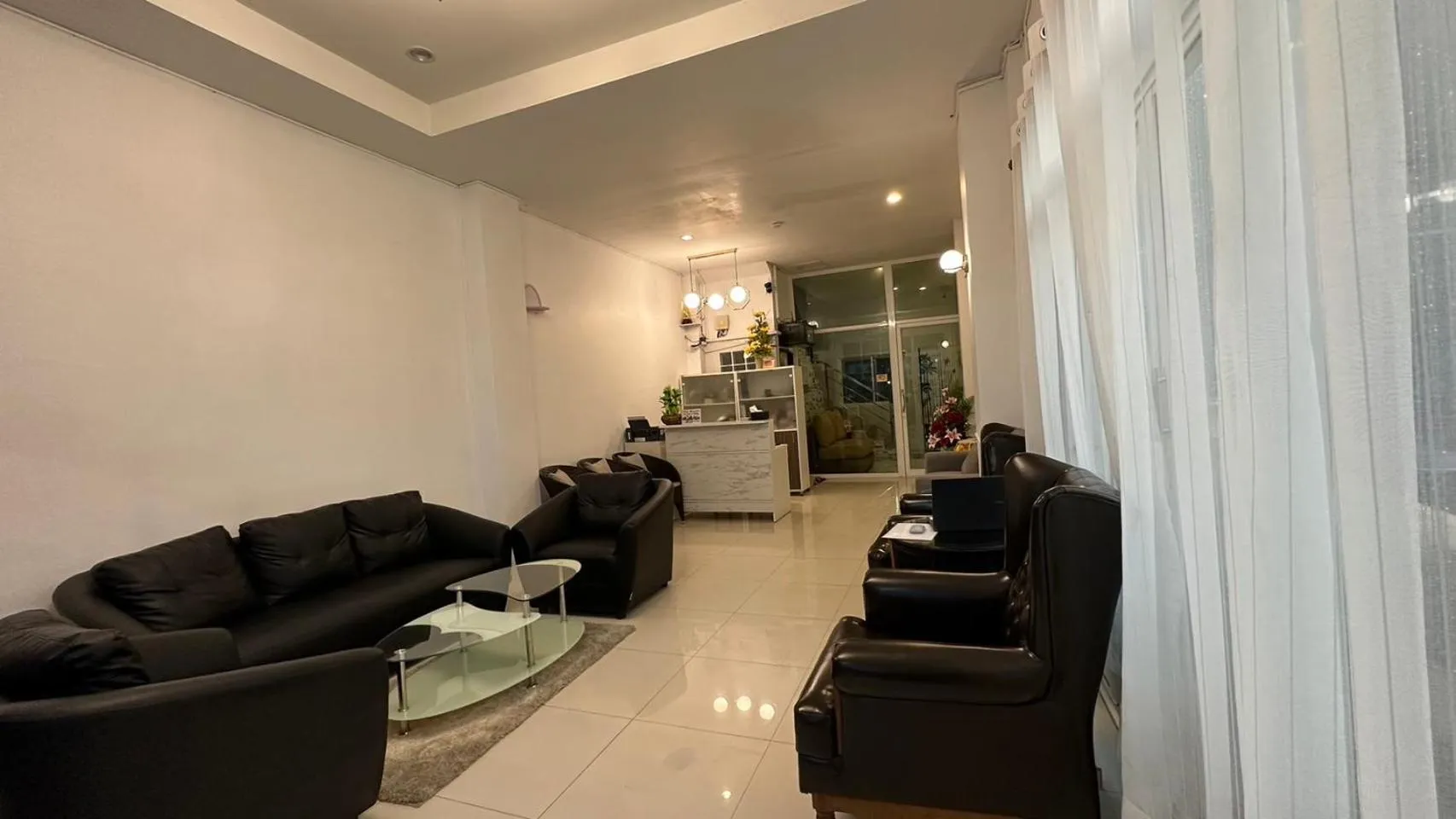 Lobby or reception in COZY Residence Patong