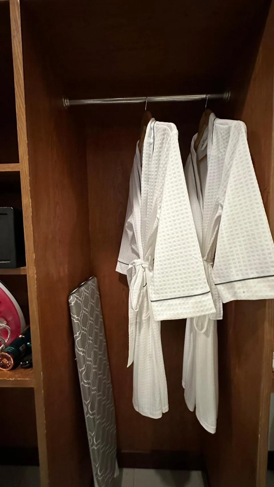 wardrobe in COZY Residence Patong