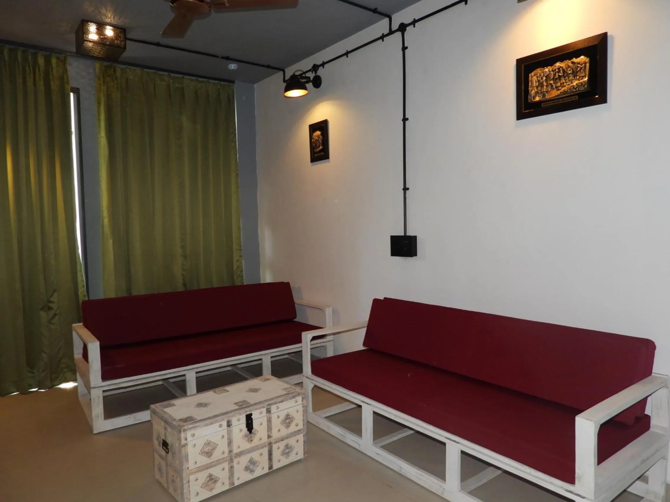 Decorative detail in Mystic Kailasha Kedarnath - Tungnath Valley