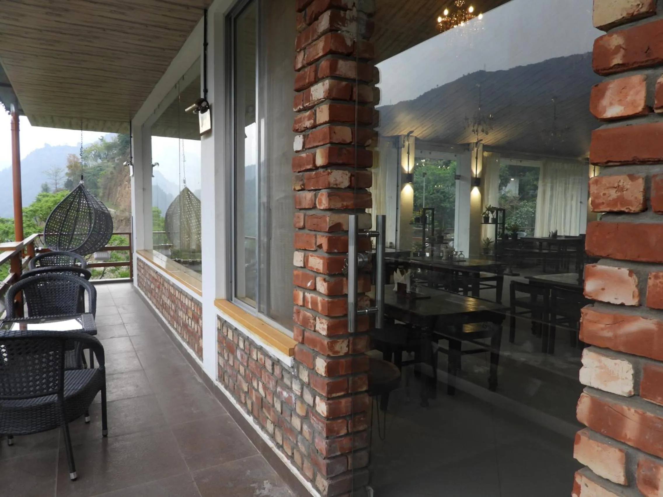 Restaurant/places to eat in Mystic Kailasha Kedarnath - Tungnath Valley