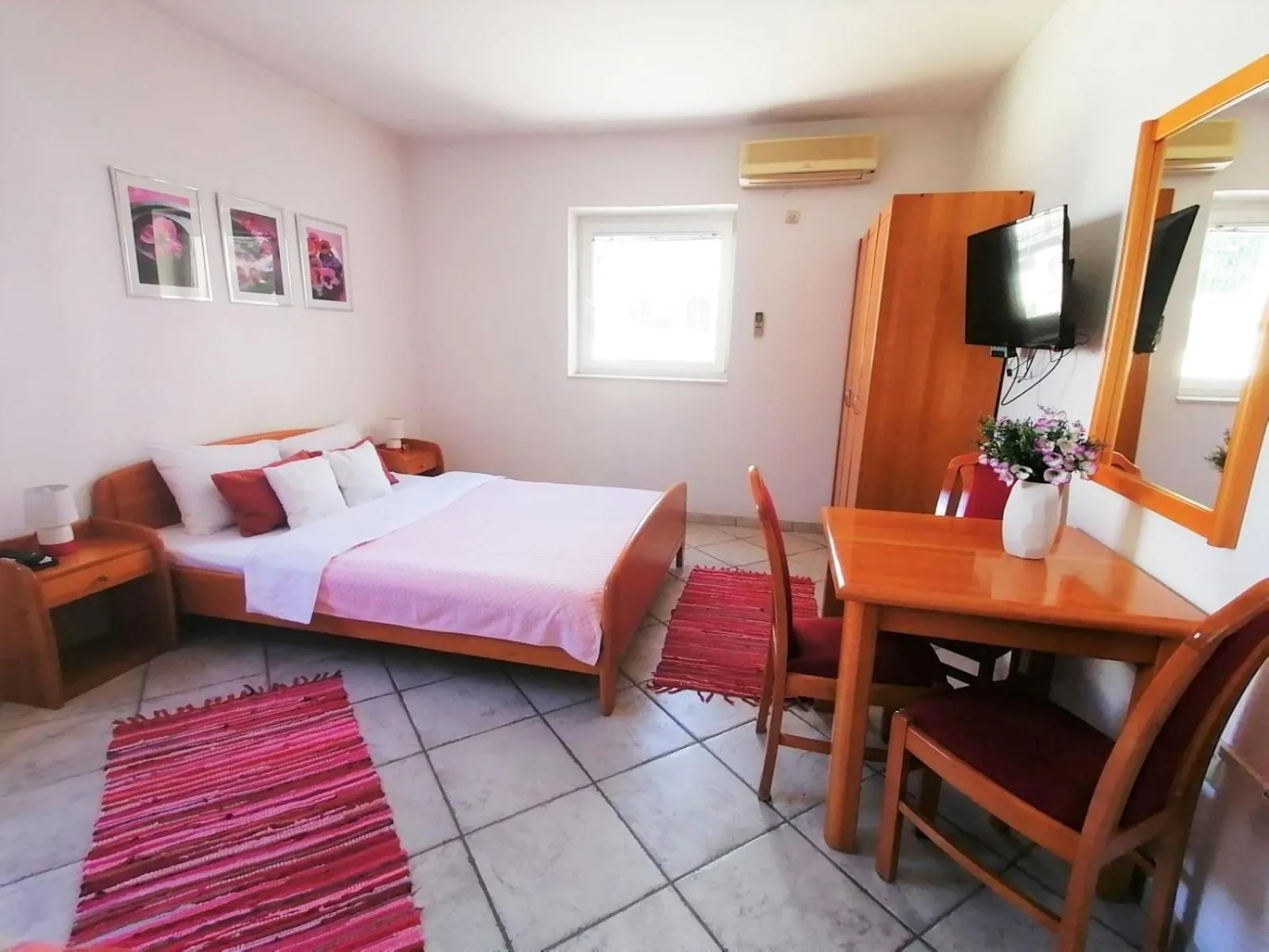 Studio for 2-4 People in Apartments Villa Kukoljac