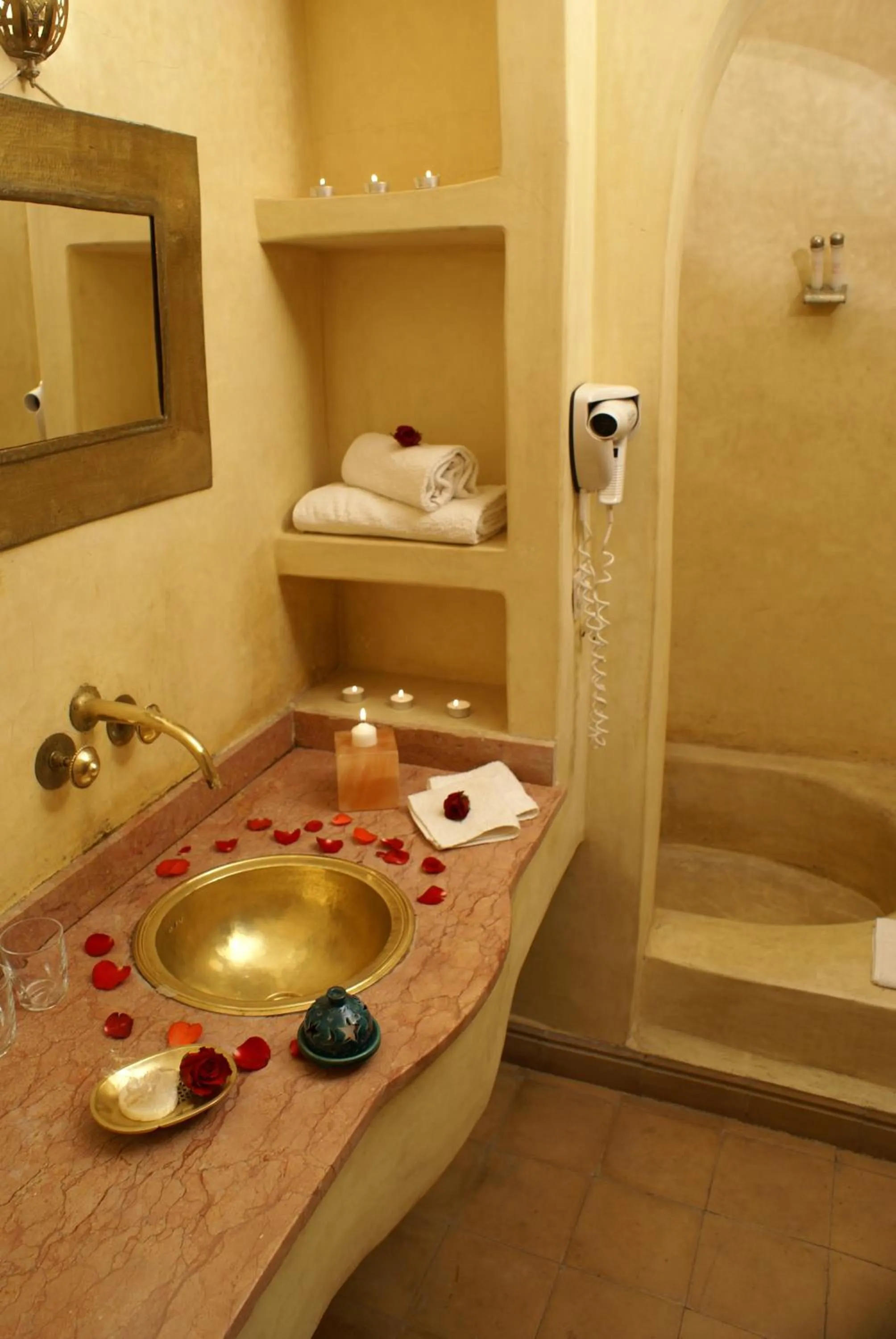 Bathroom in Riad Alwane