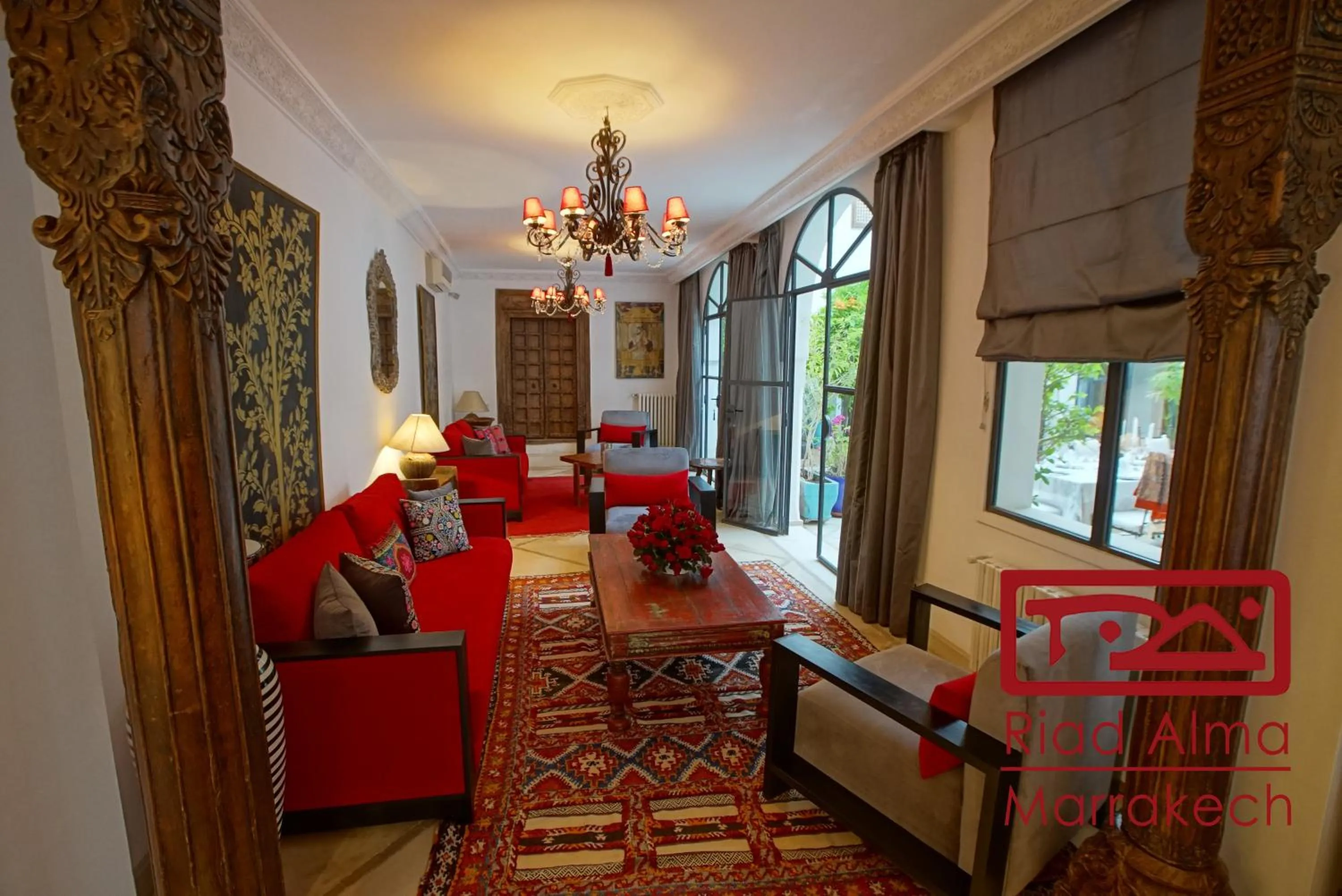 Lounge or bar in Riad Alma