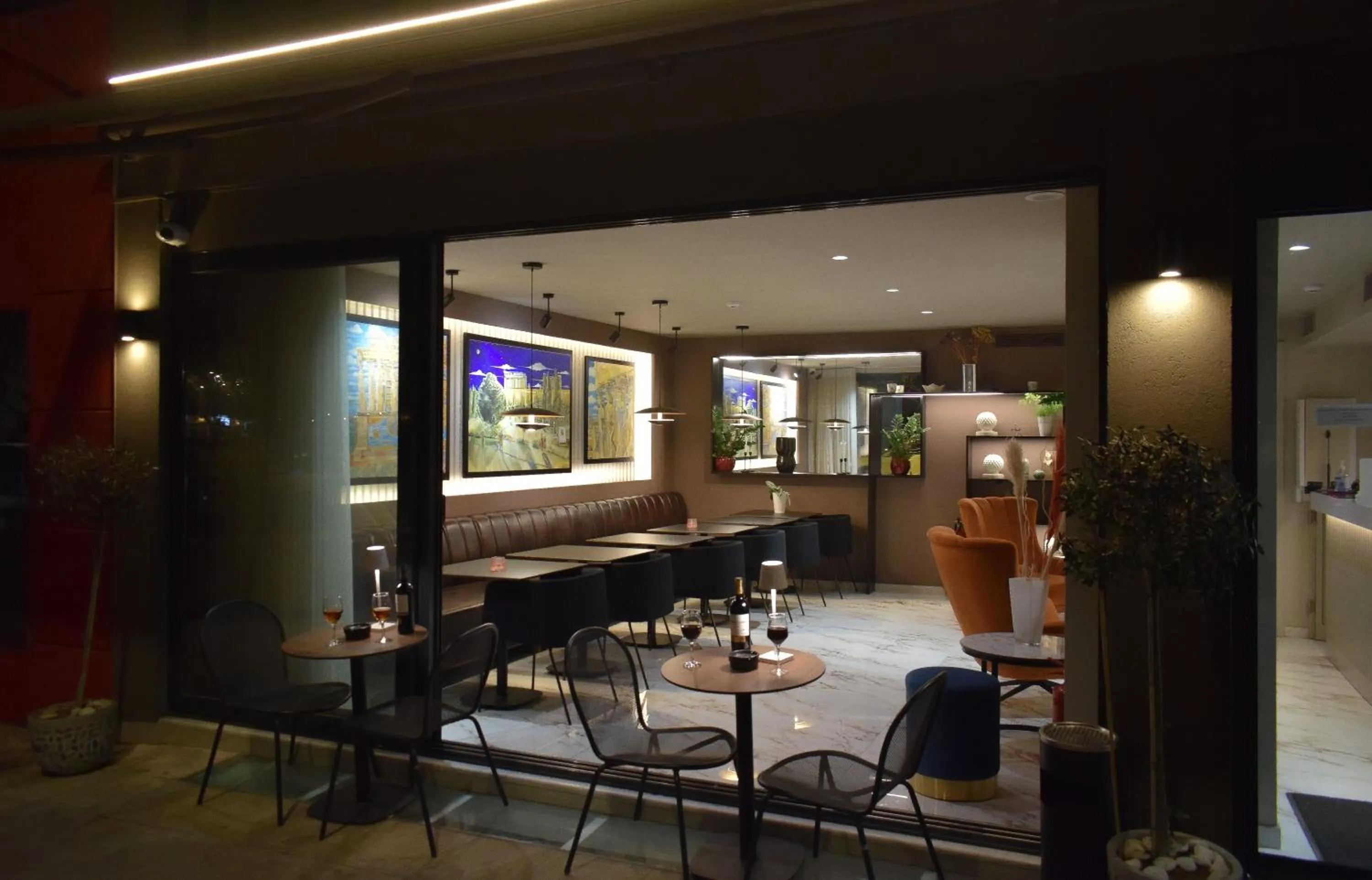 Property building in Urban Frame Acropolis