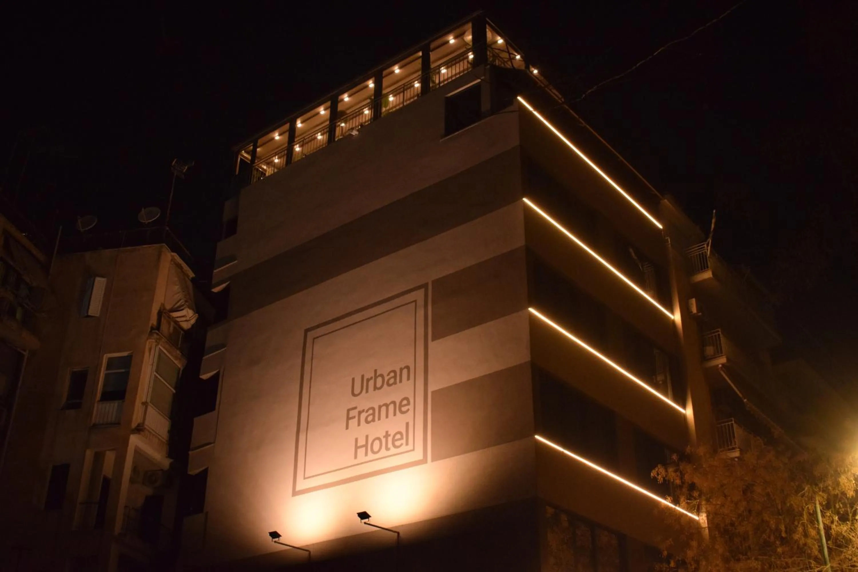 Property building in Urban Frame Acropolis