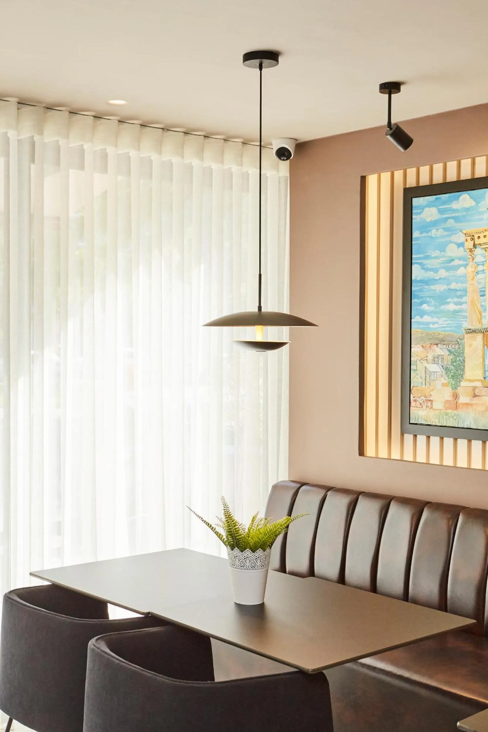 Living room in Urban Frame Acropolis