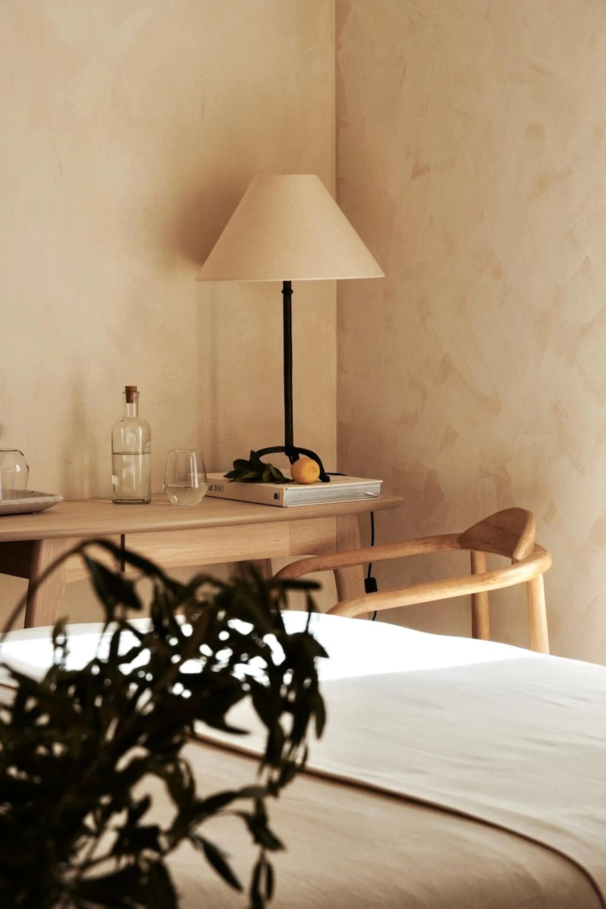 Bed in lo͝or luxury rooms