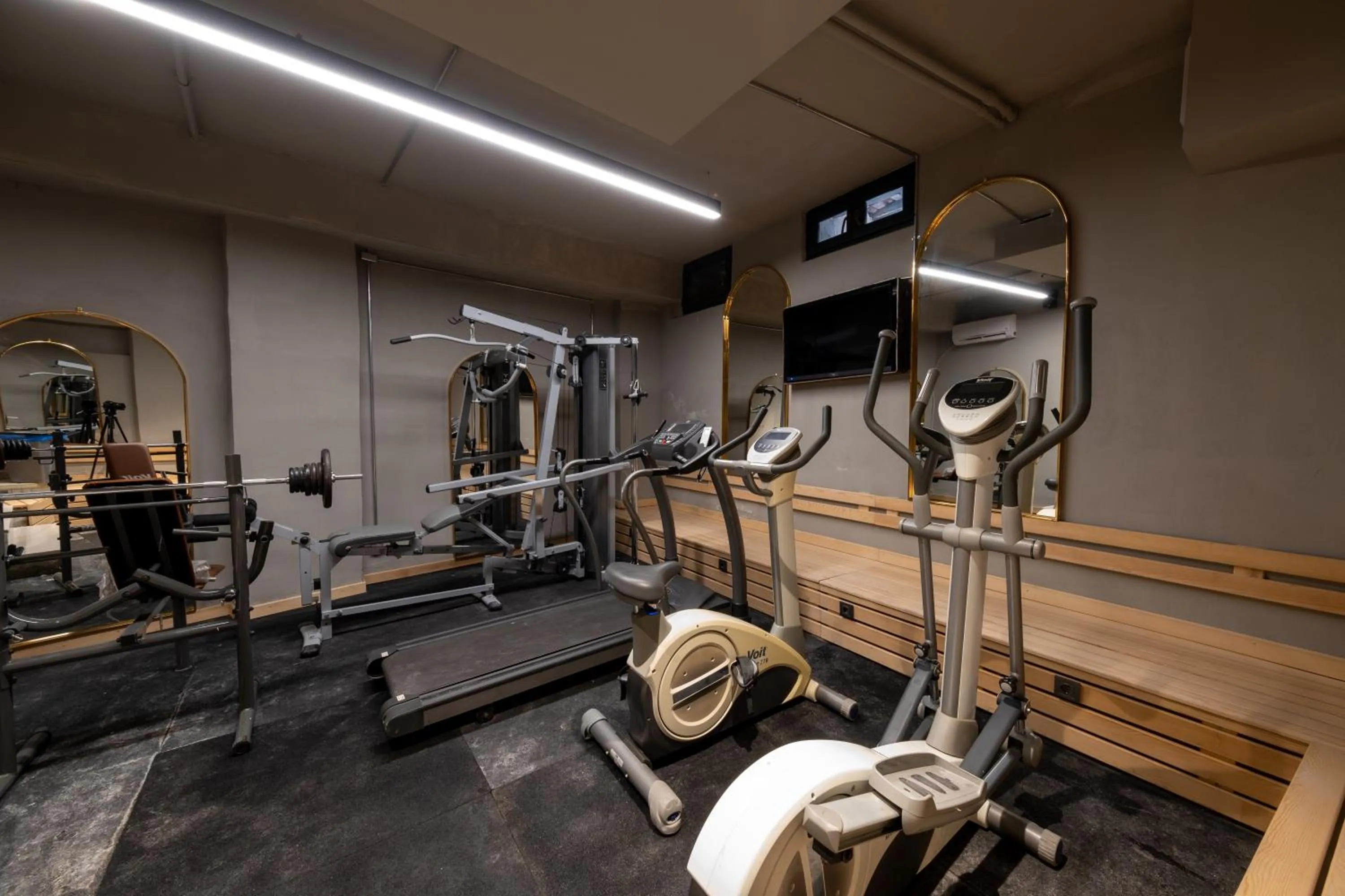 TV and multimedia in Hotel Balo