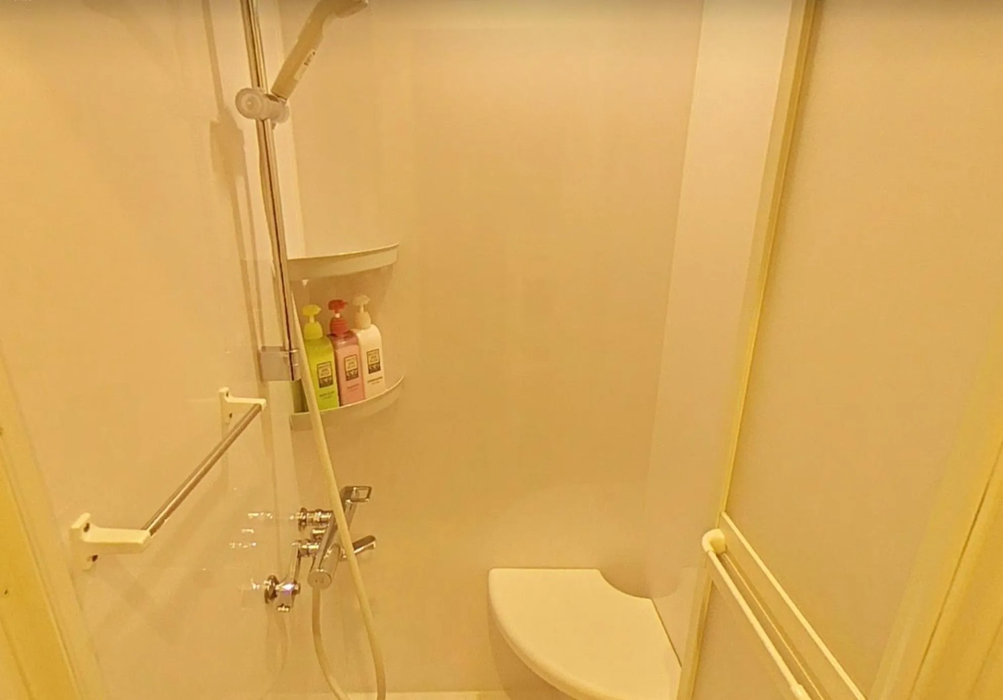 Bathroom in Neverland Chalet