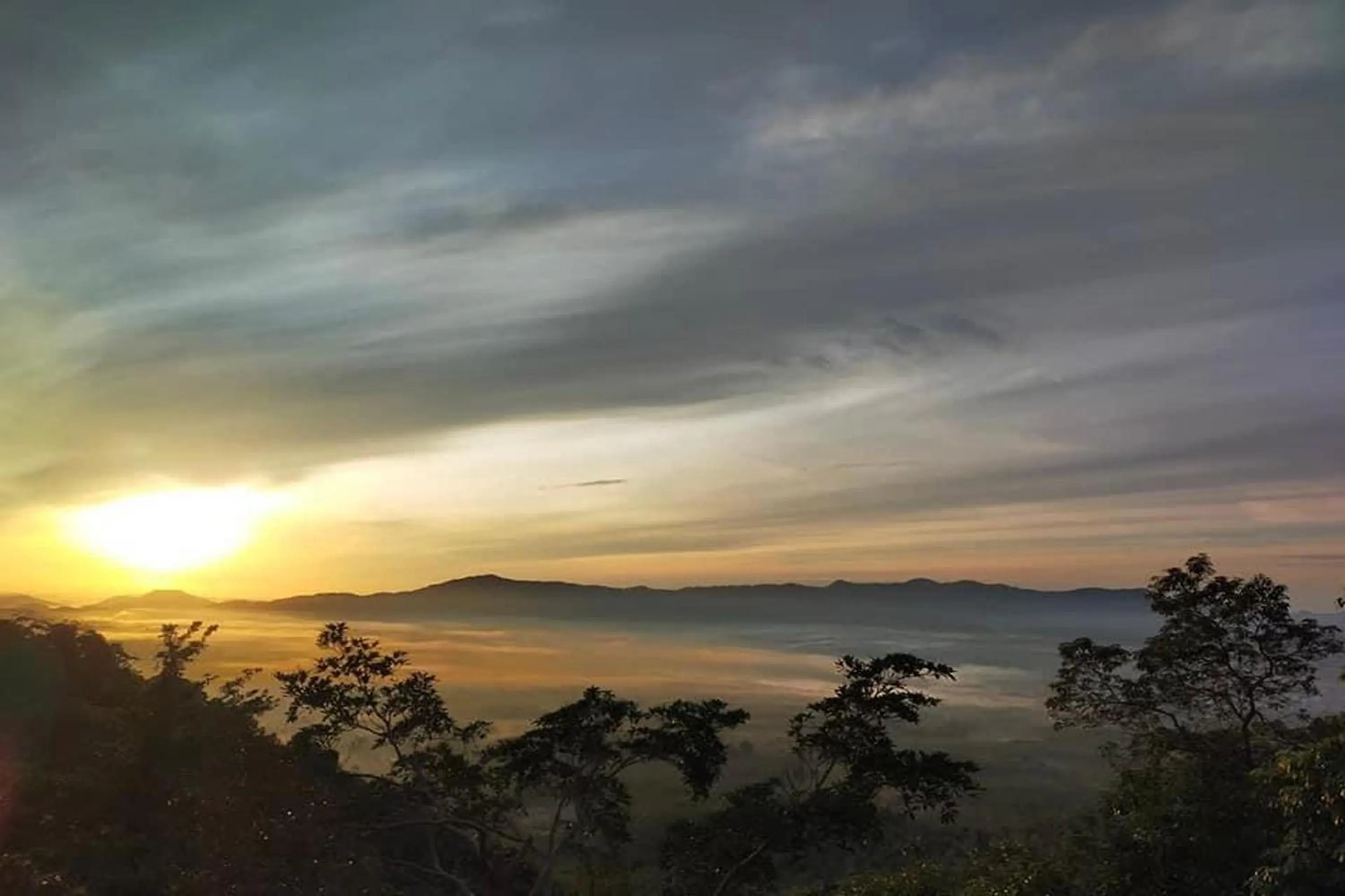 Mountain view in Kuan Khan Lao The Nine Bistro ควนคานหลาว เดอะไนท์ บิสโทร