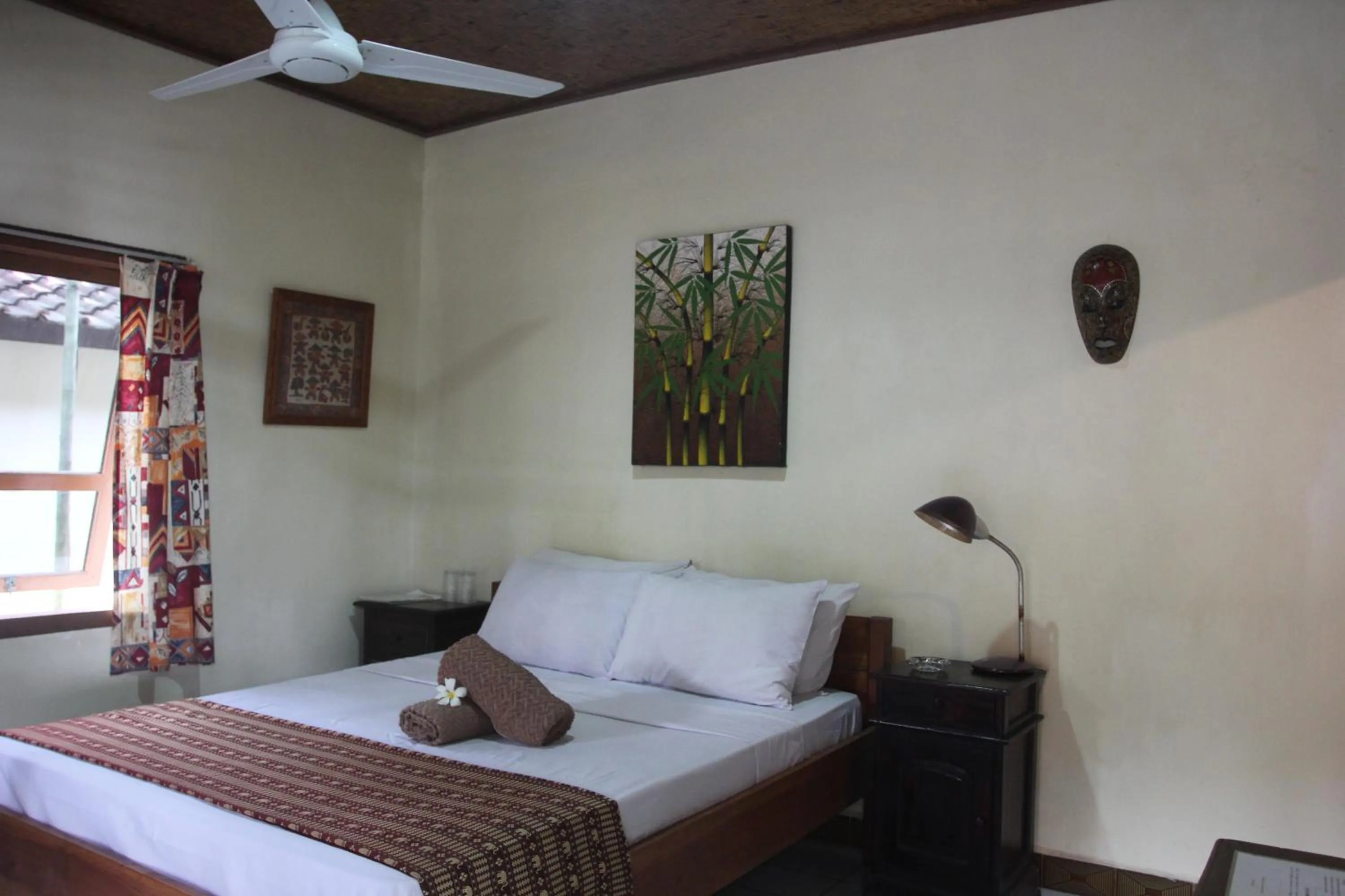 Bed in Temple Cafe & Seaside Cottages