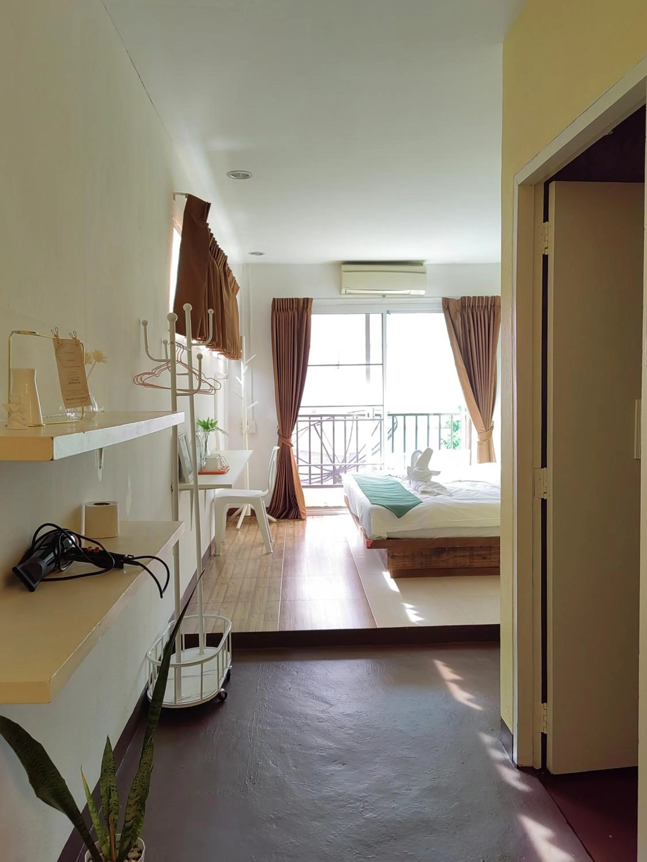 Bed in Kaysorn Residence and Guest House