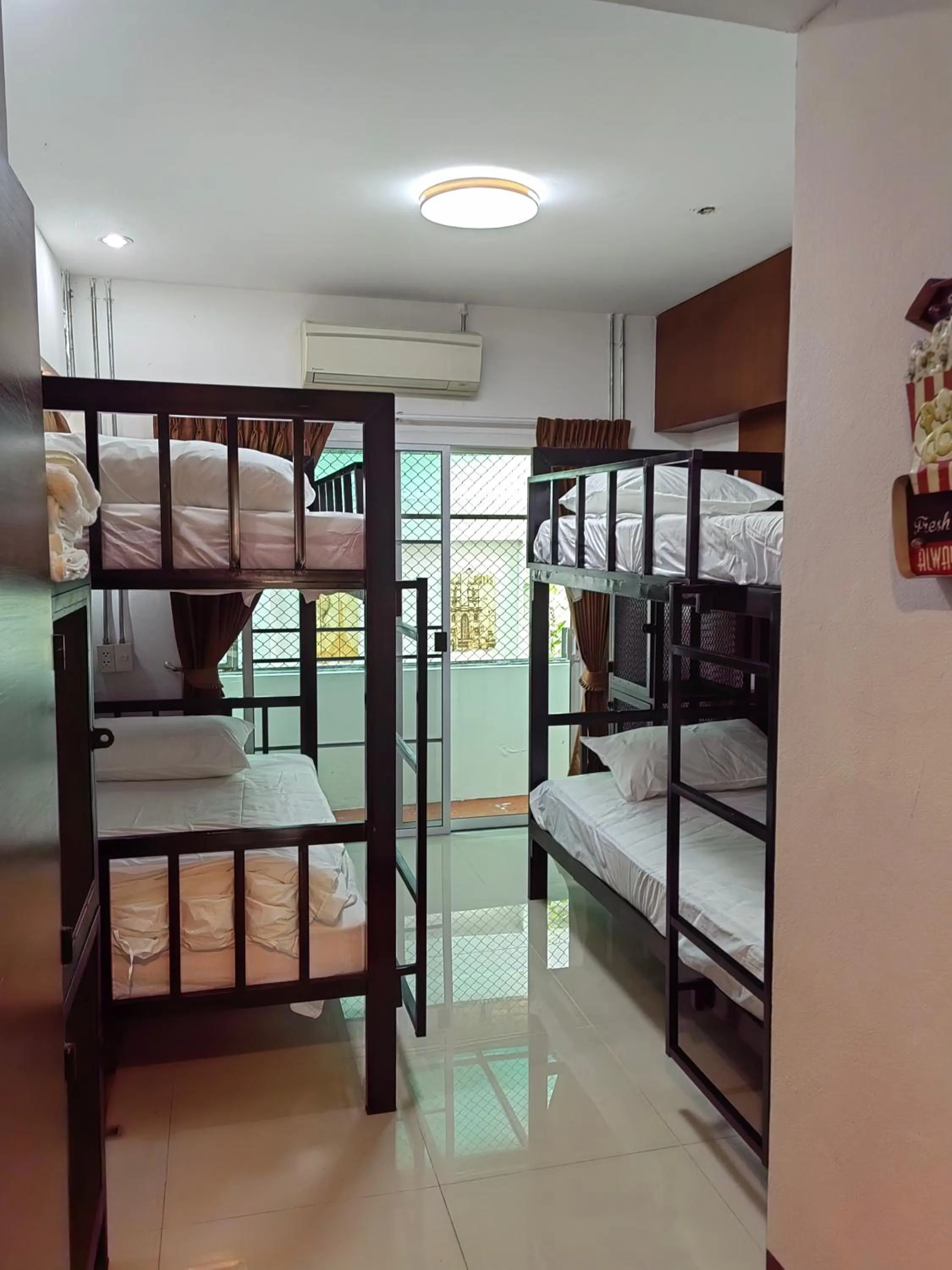 Bed in Kaysorn Residence and Guest House