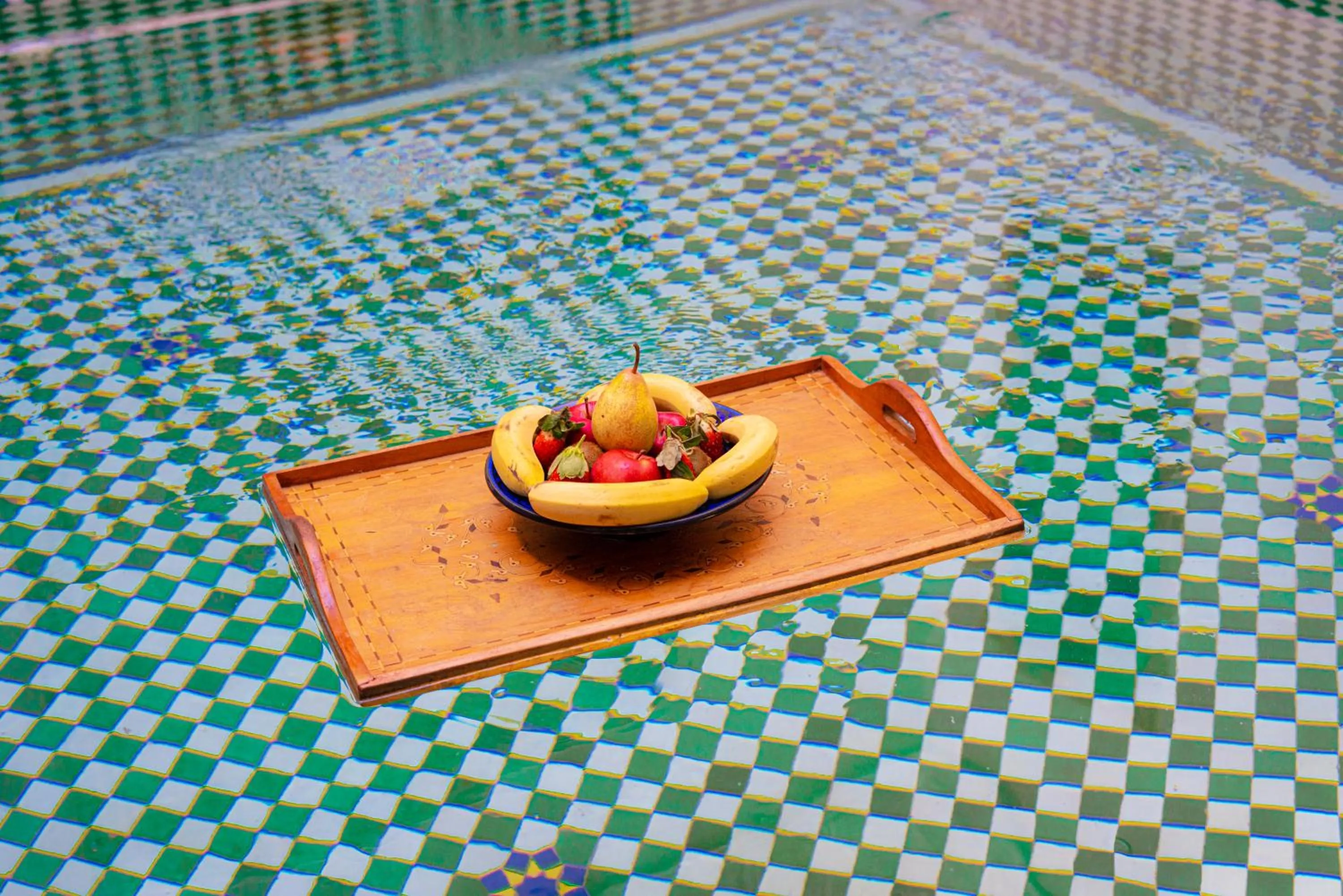 Swimming pool in Riad Louaya