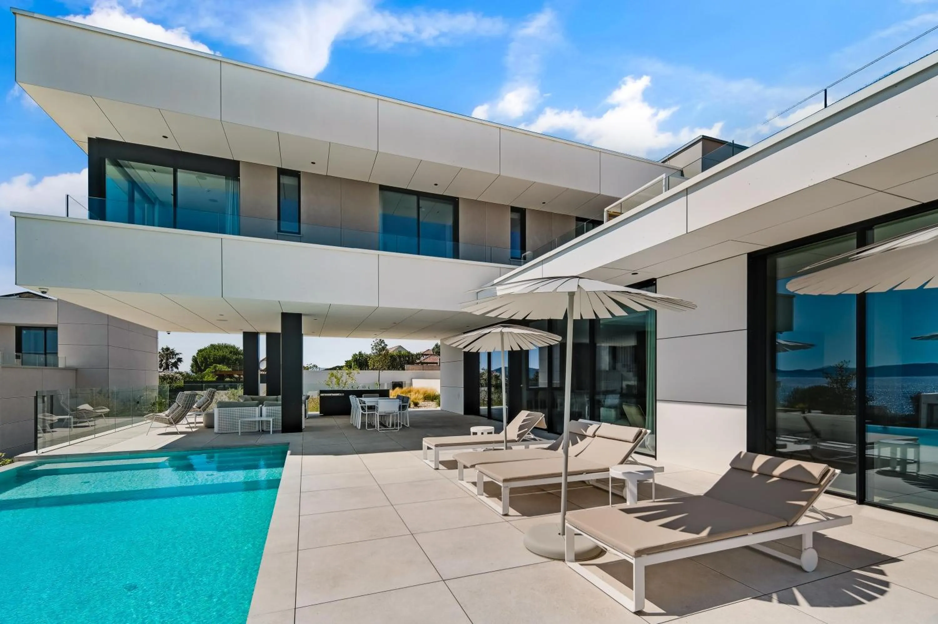 Property building in LIOQA Resort