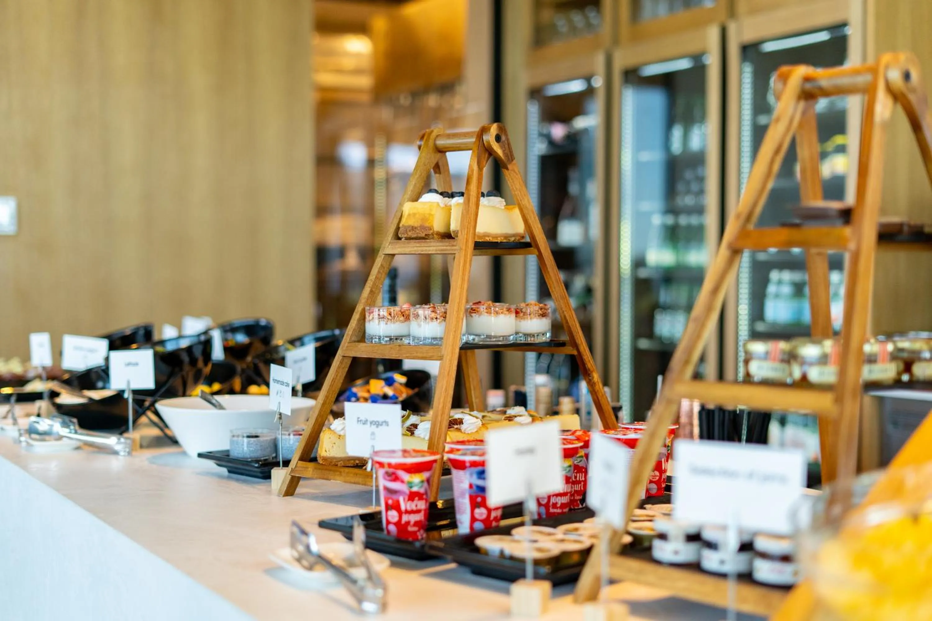 Food and drinks in LIOQA Resort