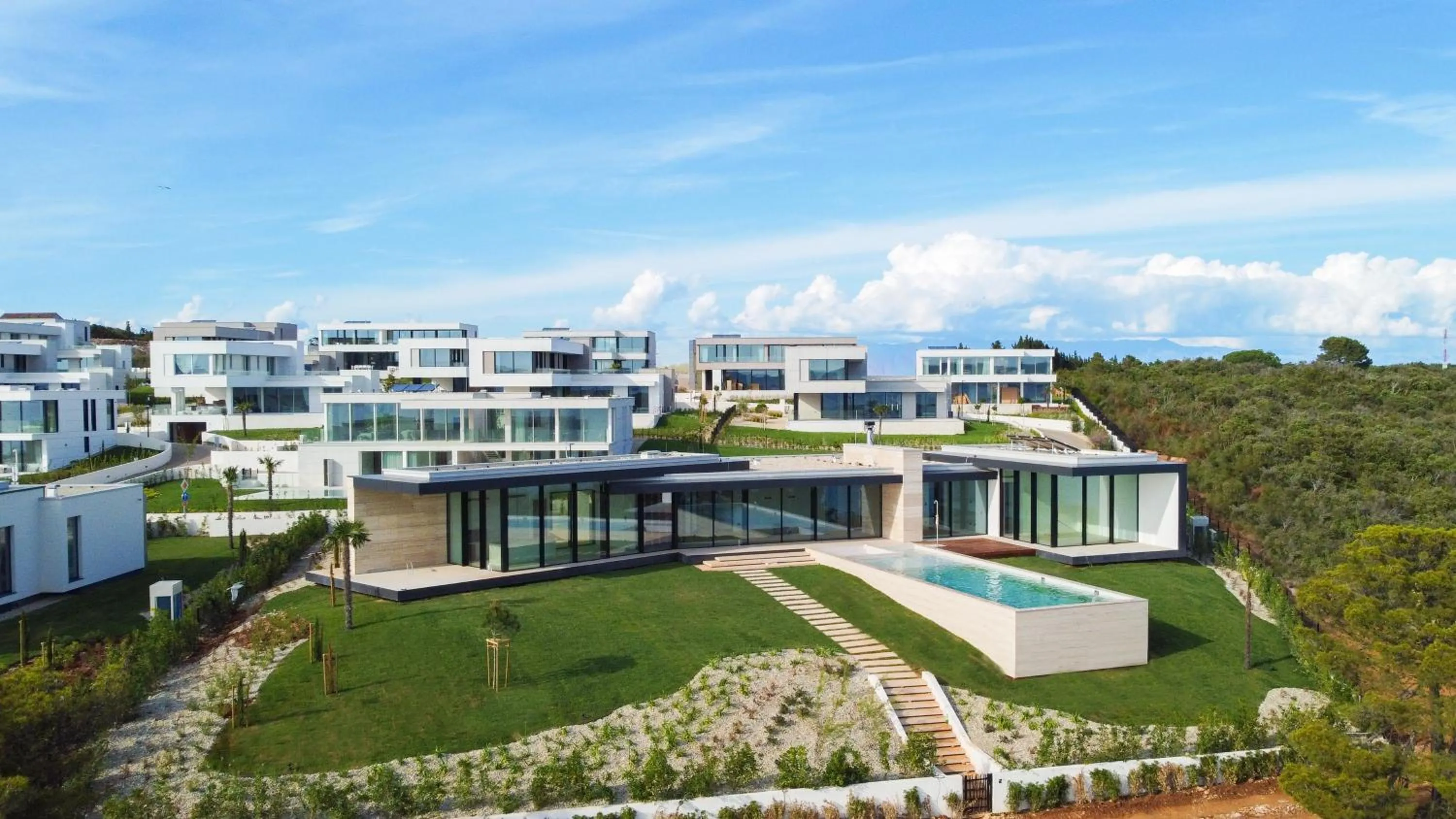 Property building in LIOQA Resort