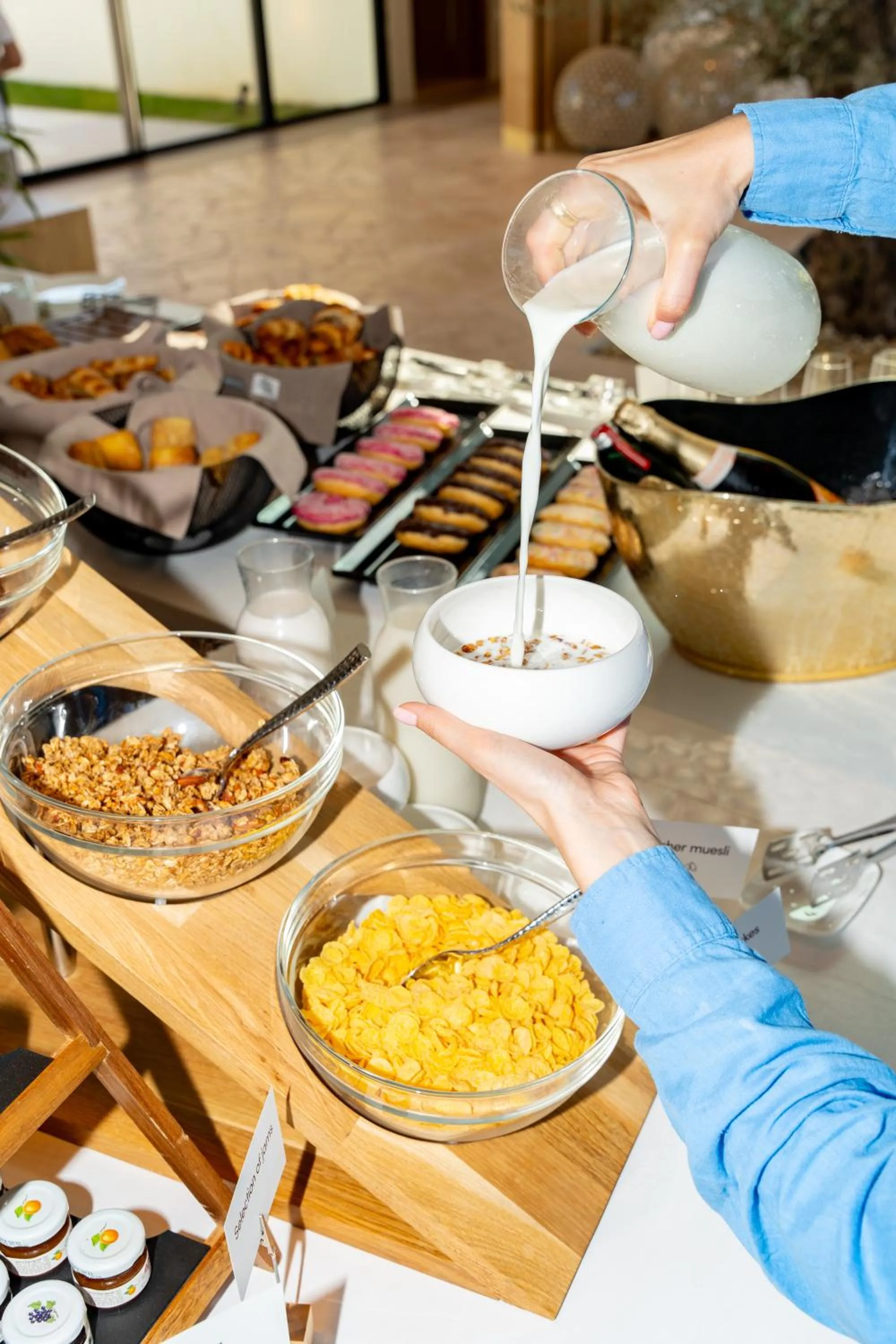 Food and drinks in LIOQA Resort