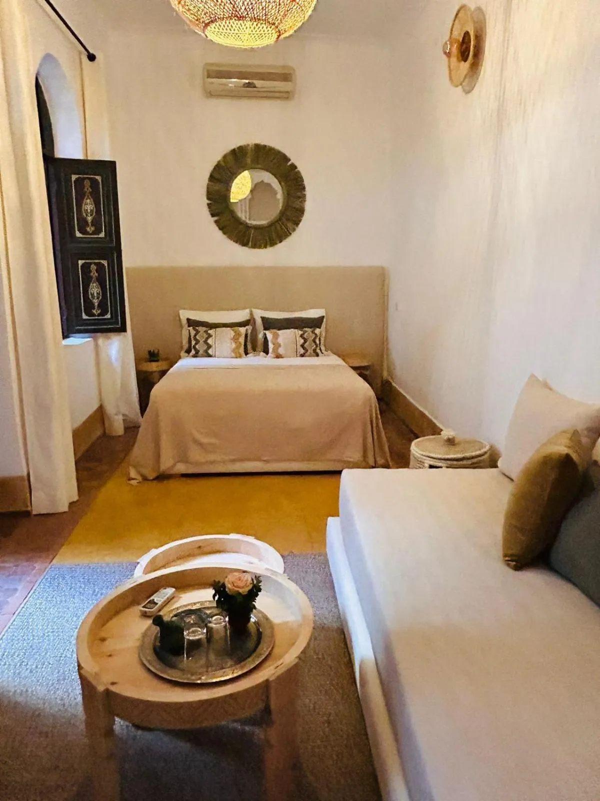 Photo of the whole room, Bed in Riad Bamaga