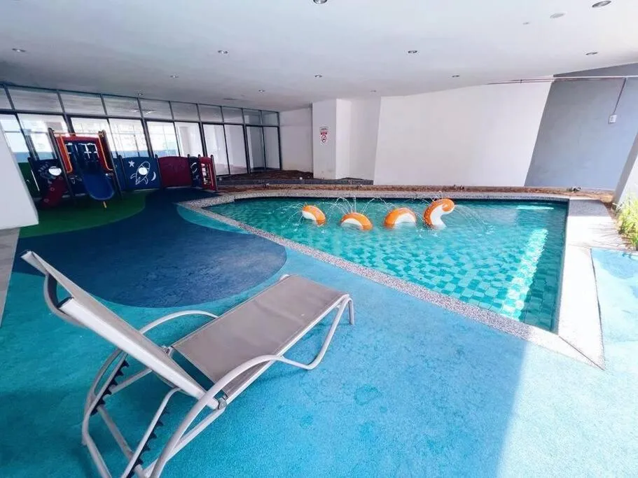 PROMO Connected Train 2 Bedroom ABOVE MALL 289