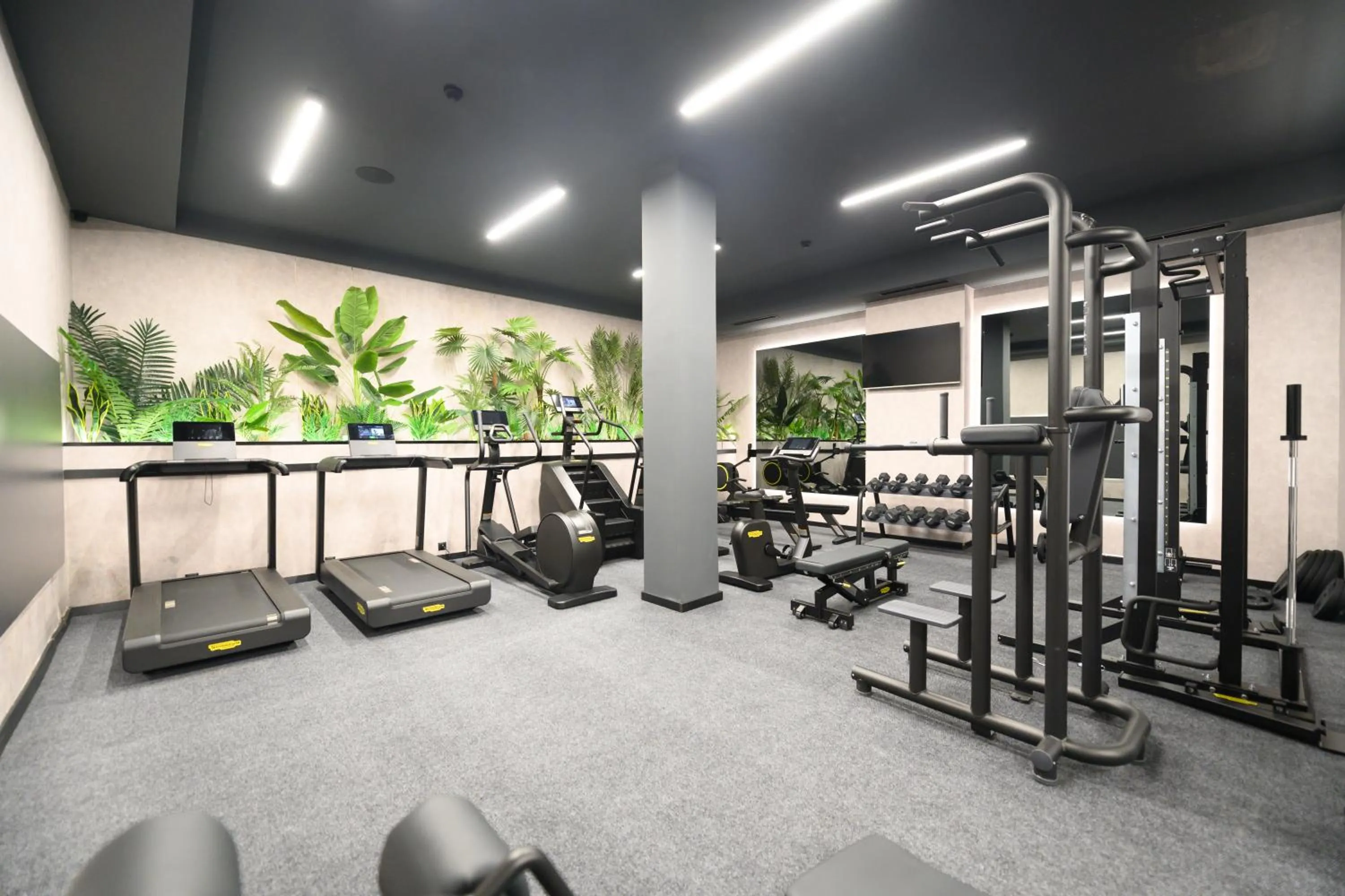 Fitness centre/facilities in Hotel Macedonia Square
