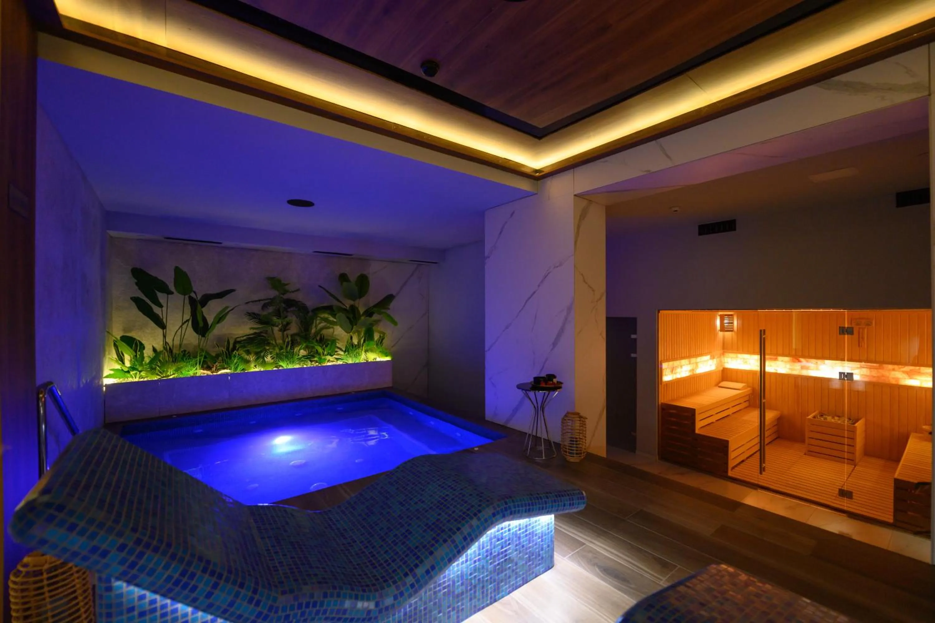 Spa and wellness centre/facilities in Hotel Macedonia Square