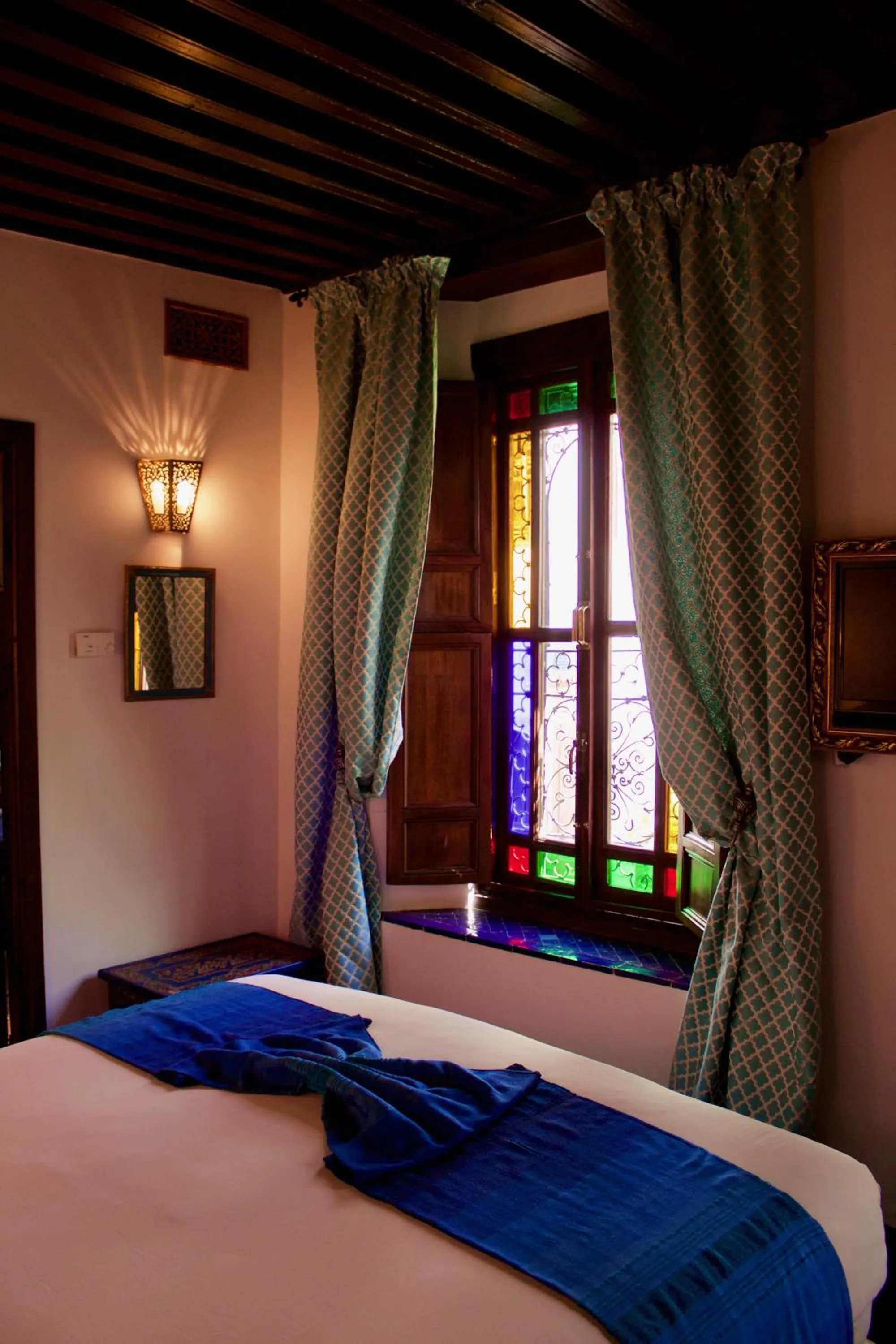 Bed in Riad Le Calife