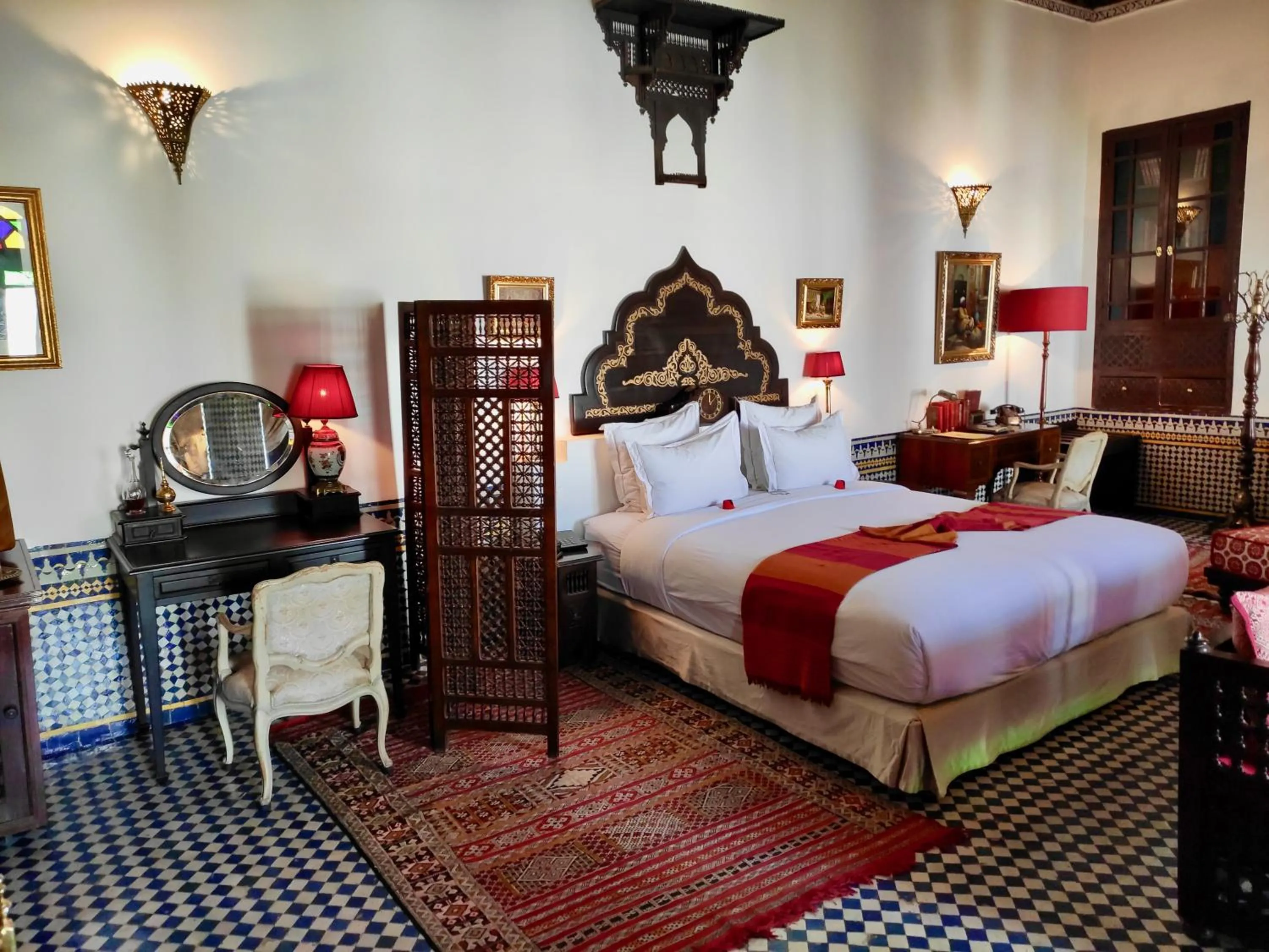 Photo of the whole room, Bed in Riad Le Calife