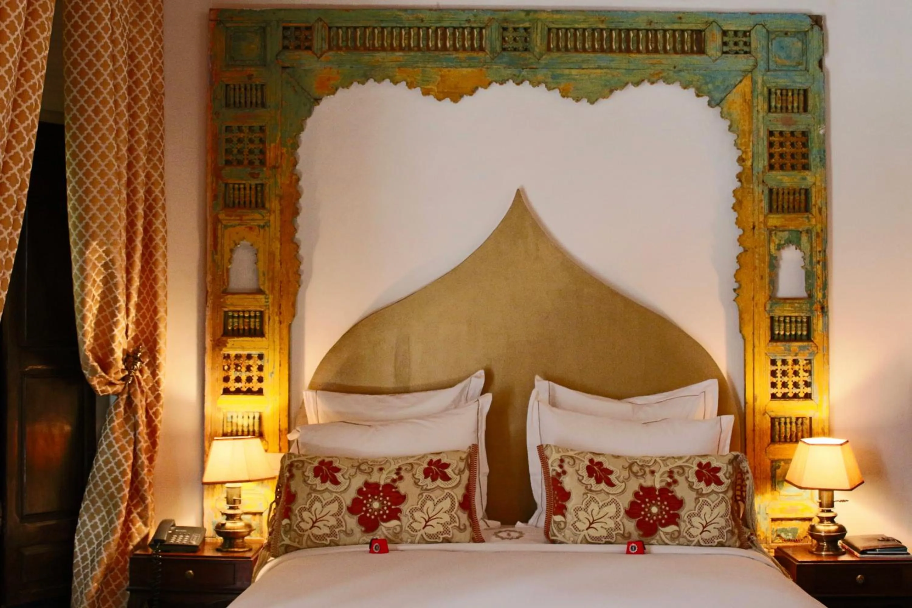 Bed in Riad Le Calife