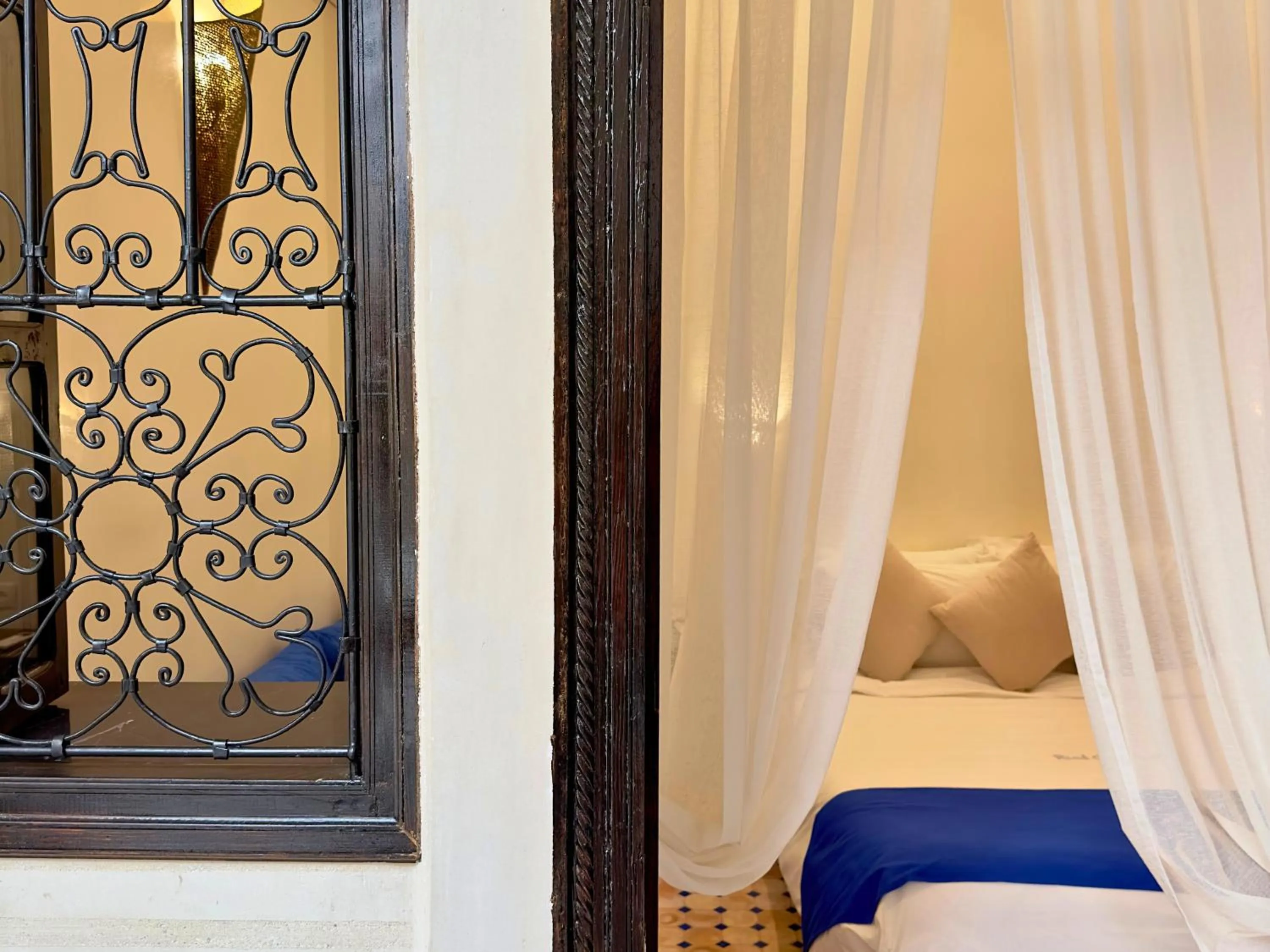 Photo of the whole room, Bed in Riad Casa Lalla