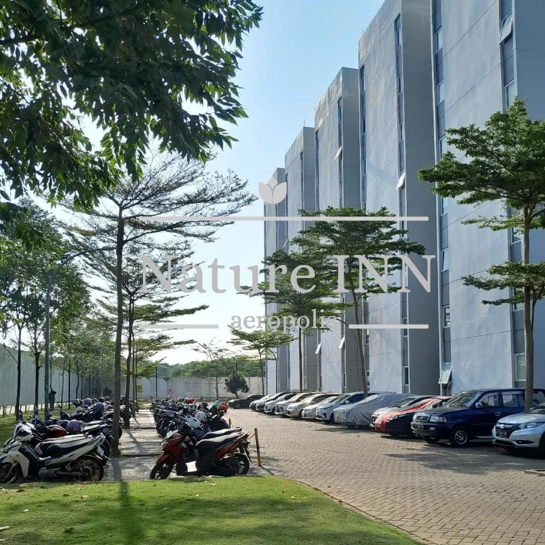 NATURE INN Aeropolis AR3