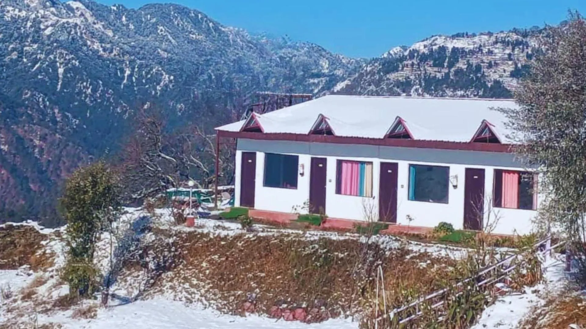 Property building in Haut Monde King's Paradise Resort